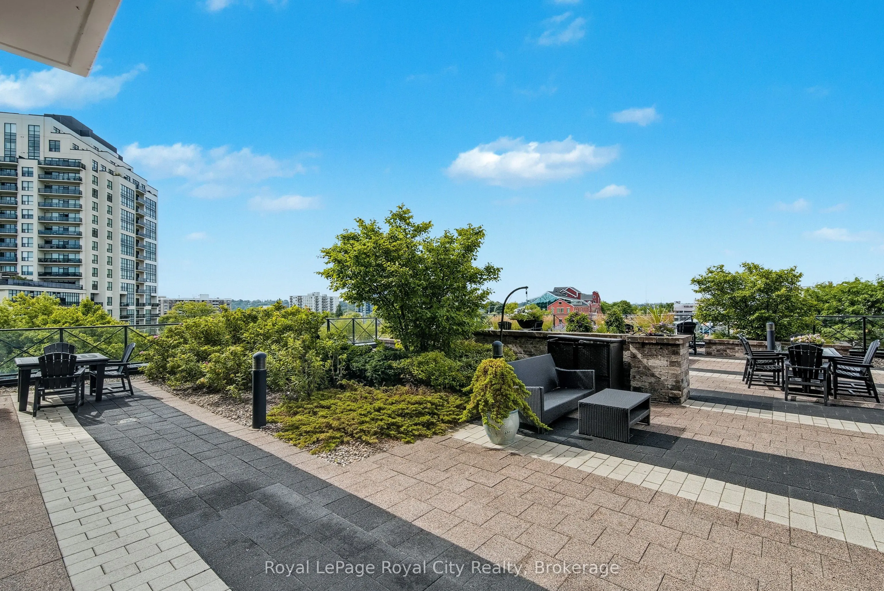 160 Macdonell Street, #1005
