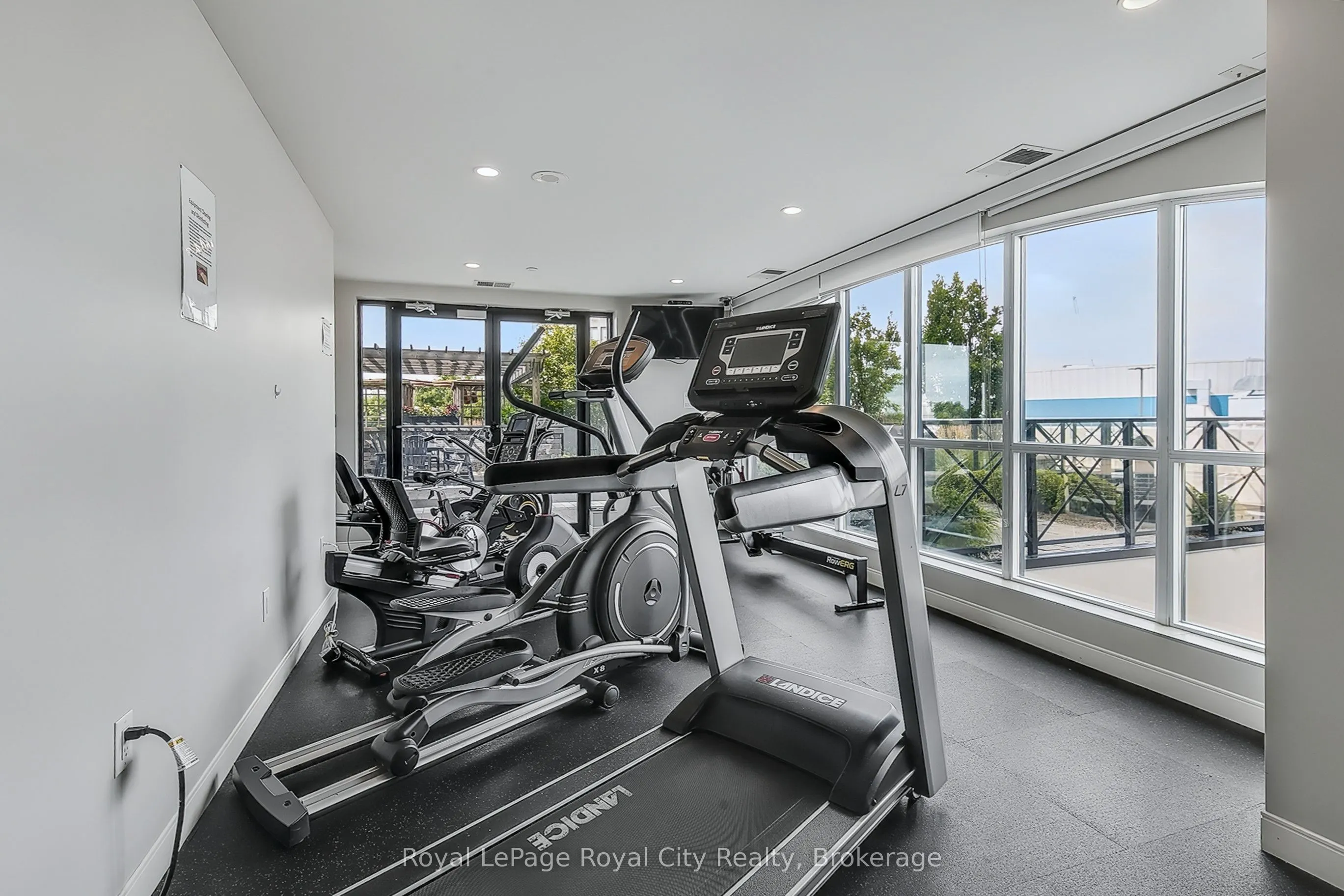 160 Macdonell Street, #1005