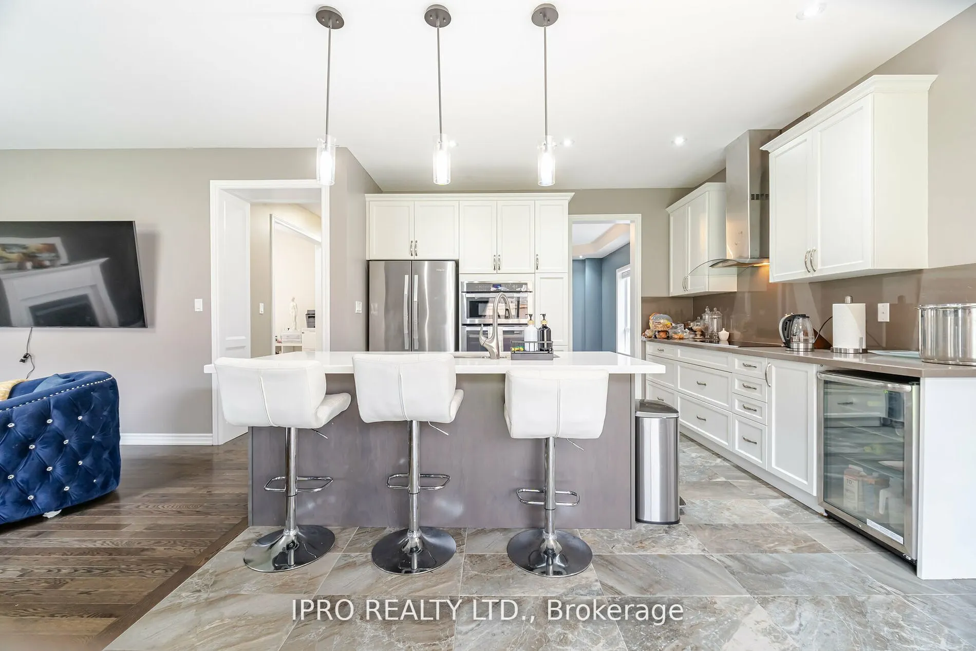 206 Irwin Street, #Main/2nd Flr