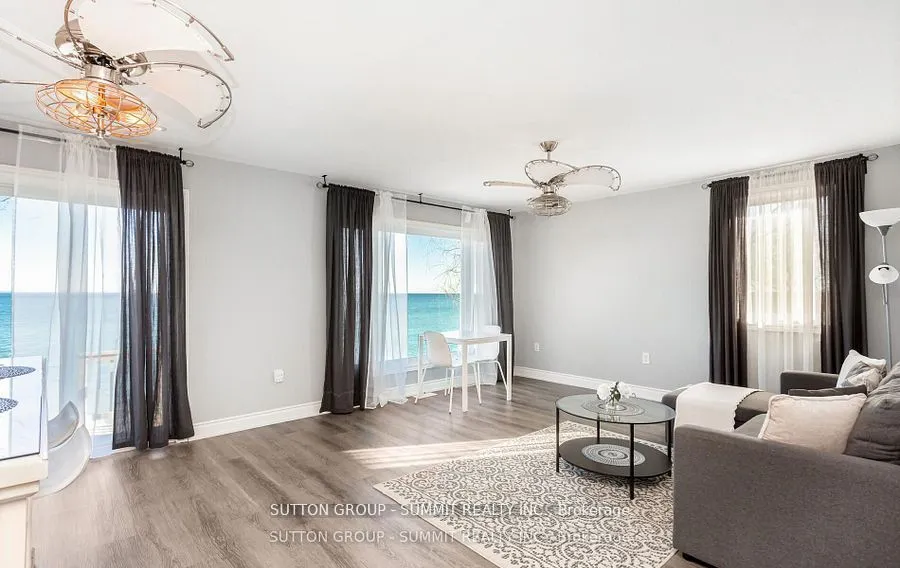 18 1/2 Lakeshore Drive