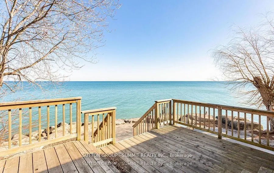 18 1/2 Lakeshore Drive