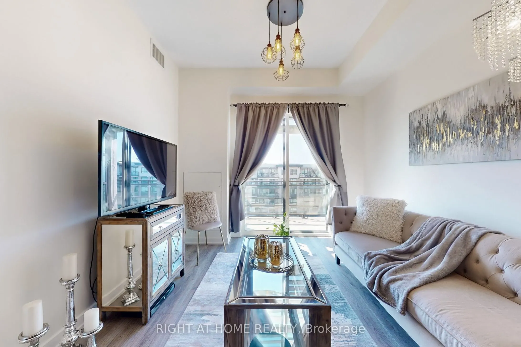 10 Esplanade Lane, #616
