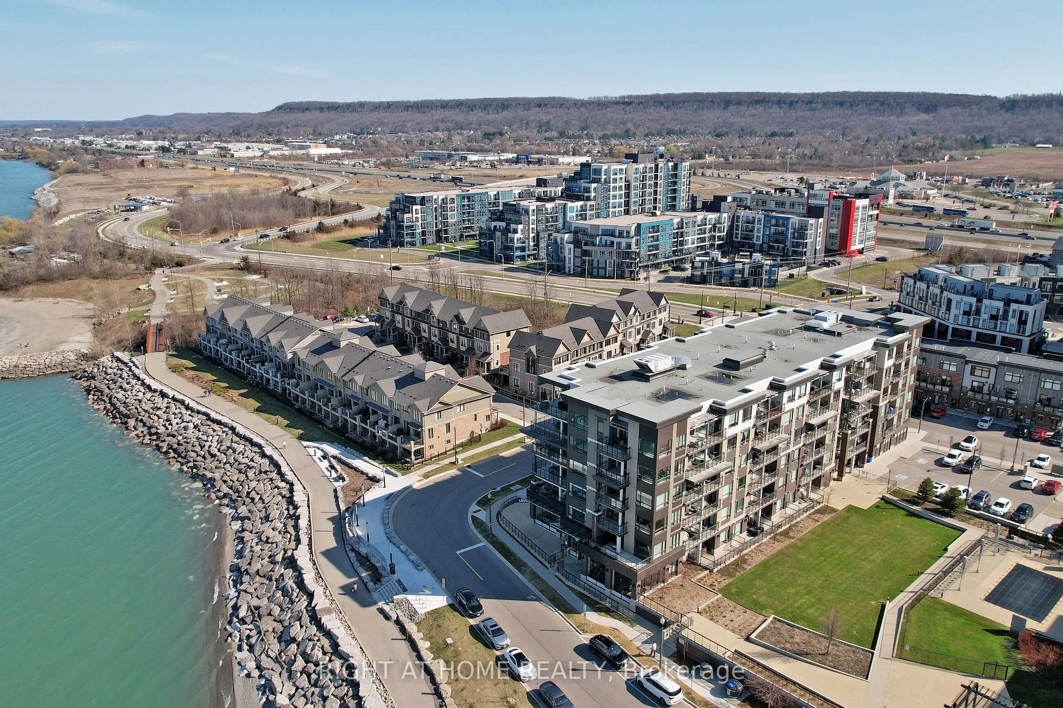10 Esplanade Lane, #616