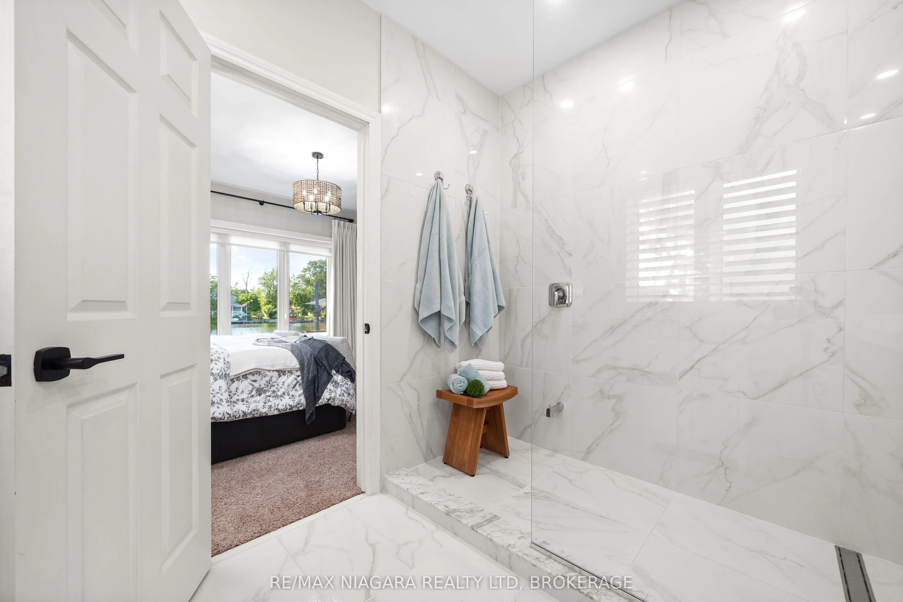 82 C CENTENNIAL Lane