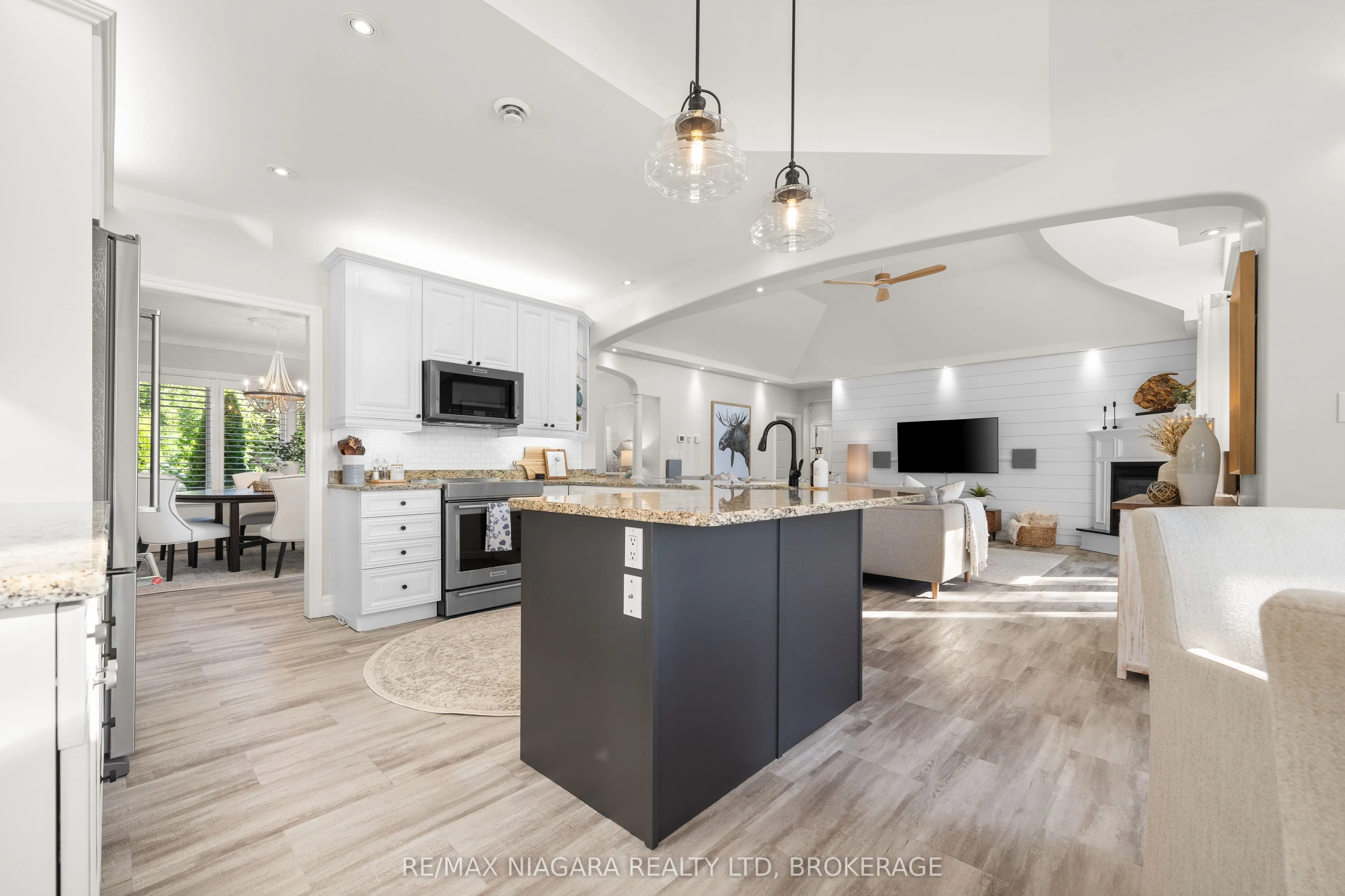 82 C CENTENNIAL Lane