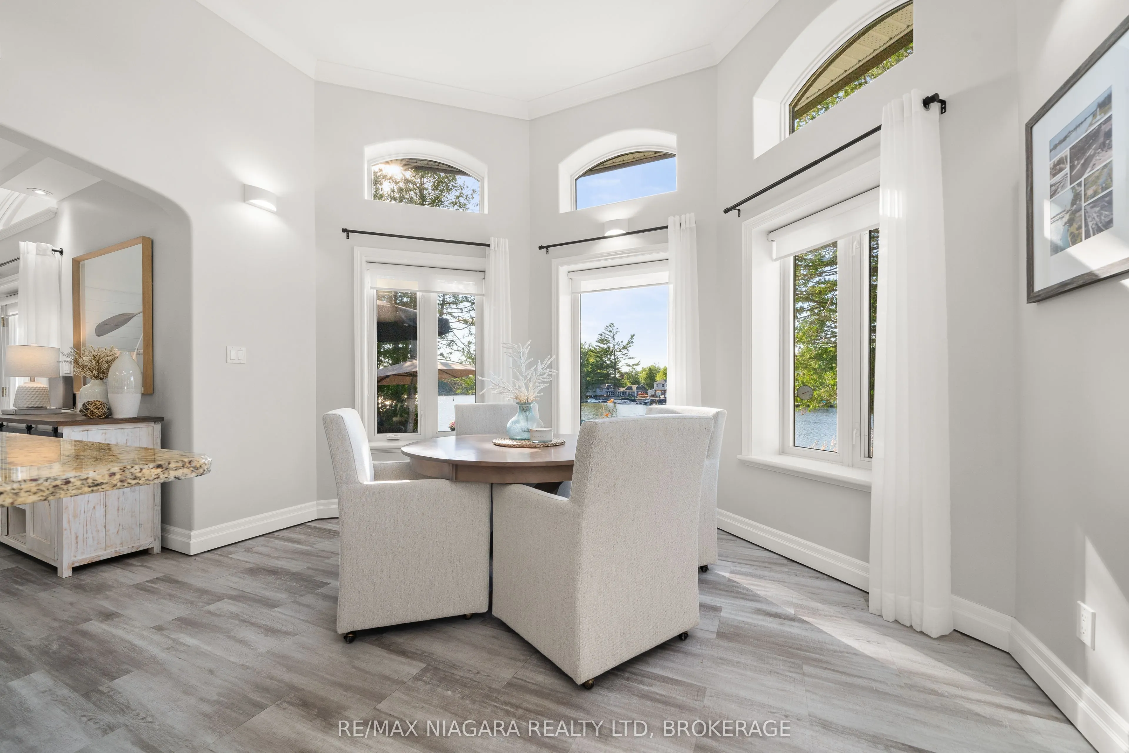 82 C CENTENNIAL Lane