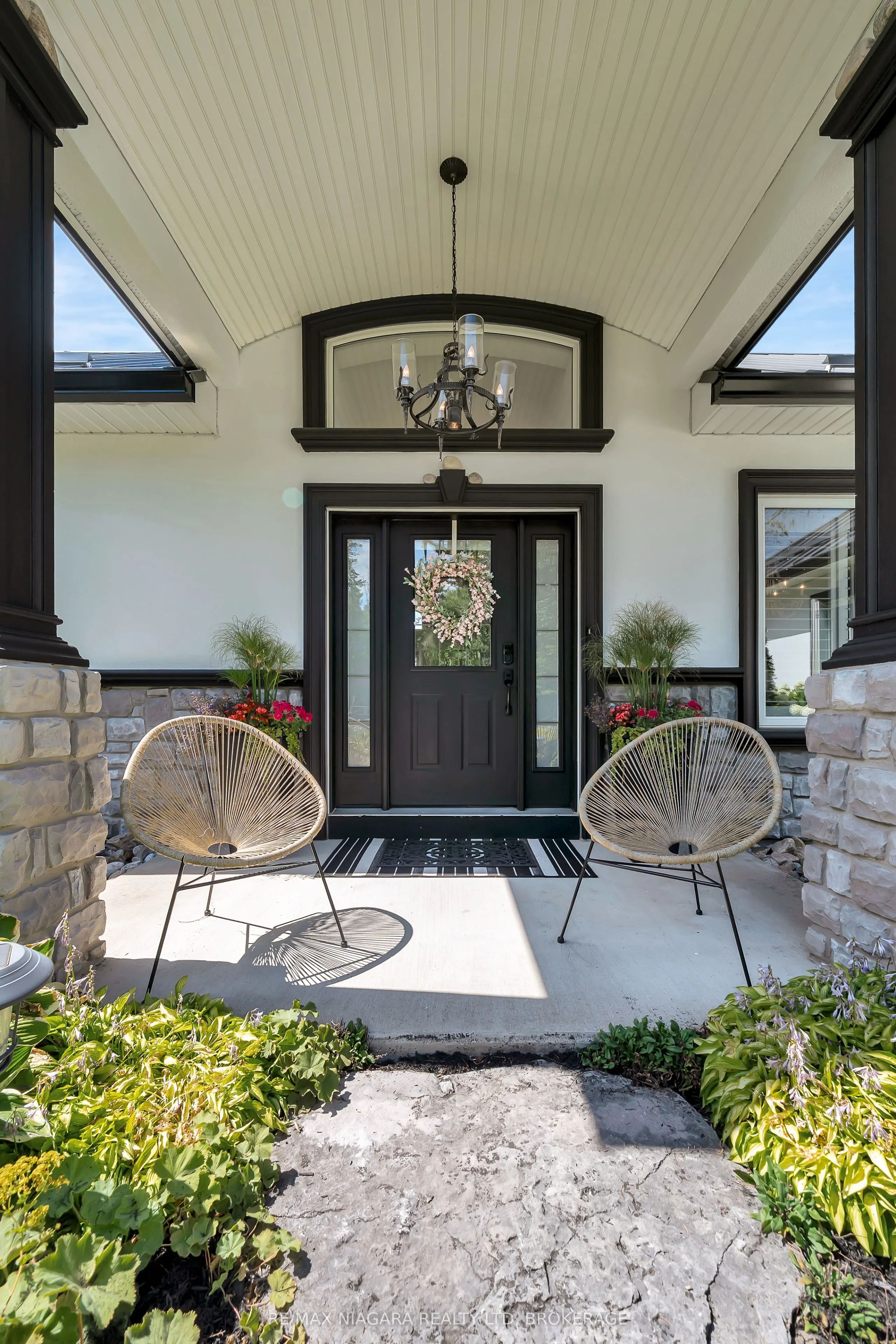 82 C CENTENNIAL Lane