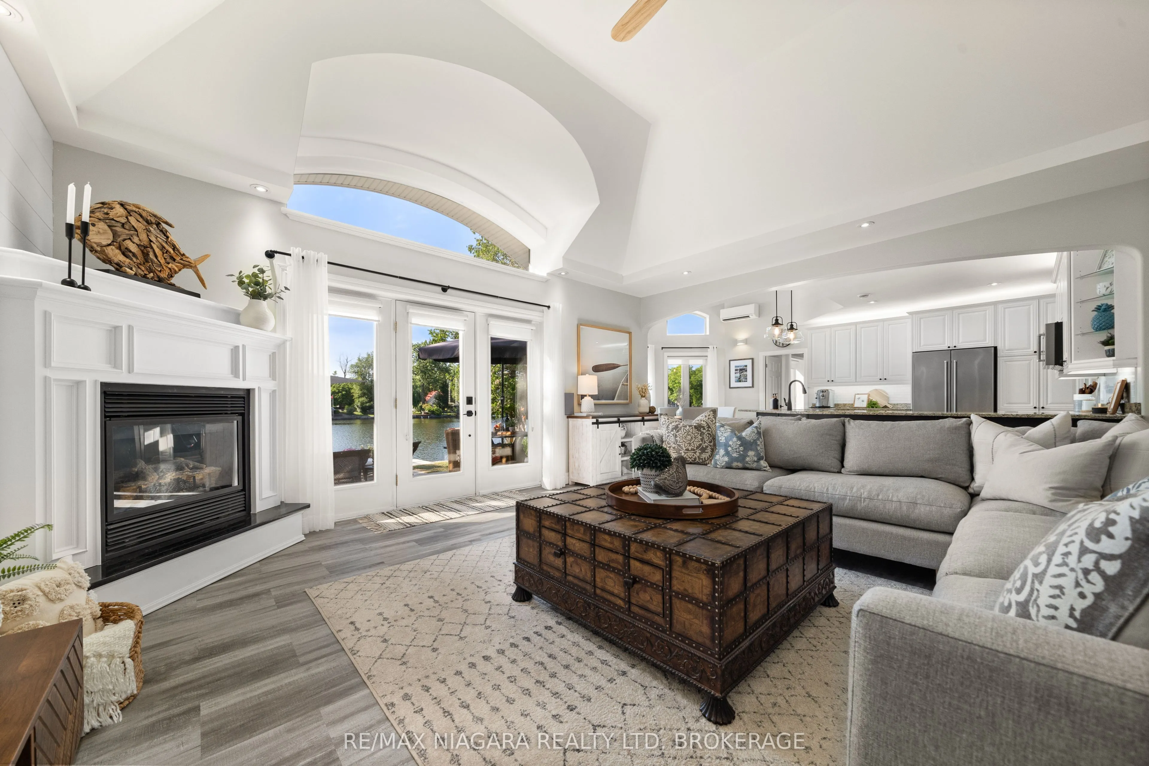 82 C CENTENNIAL Lane