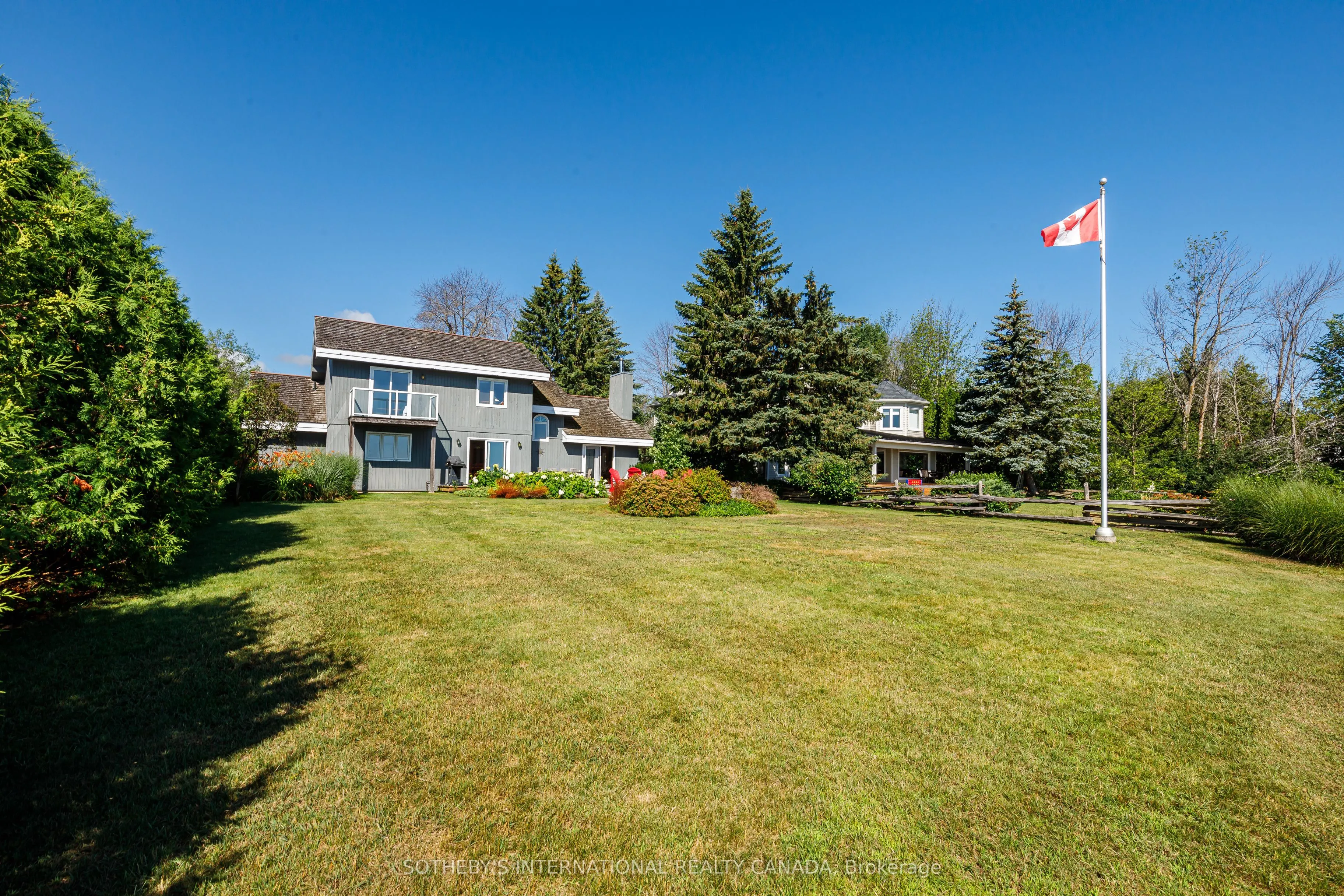 121 Fieldcrest Court