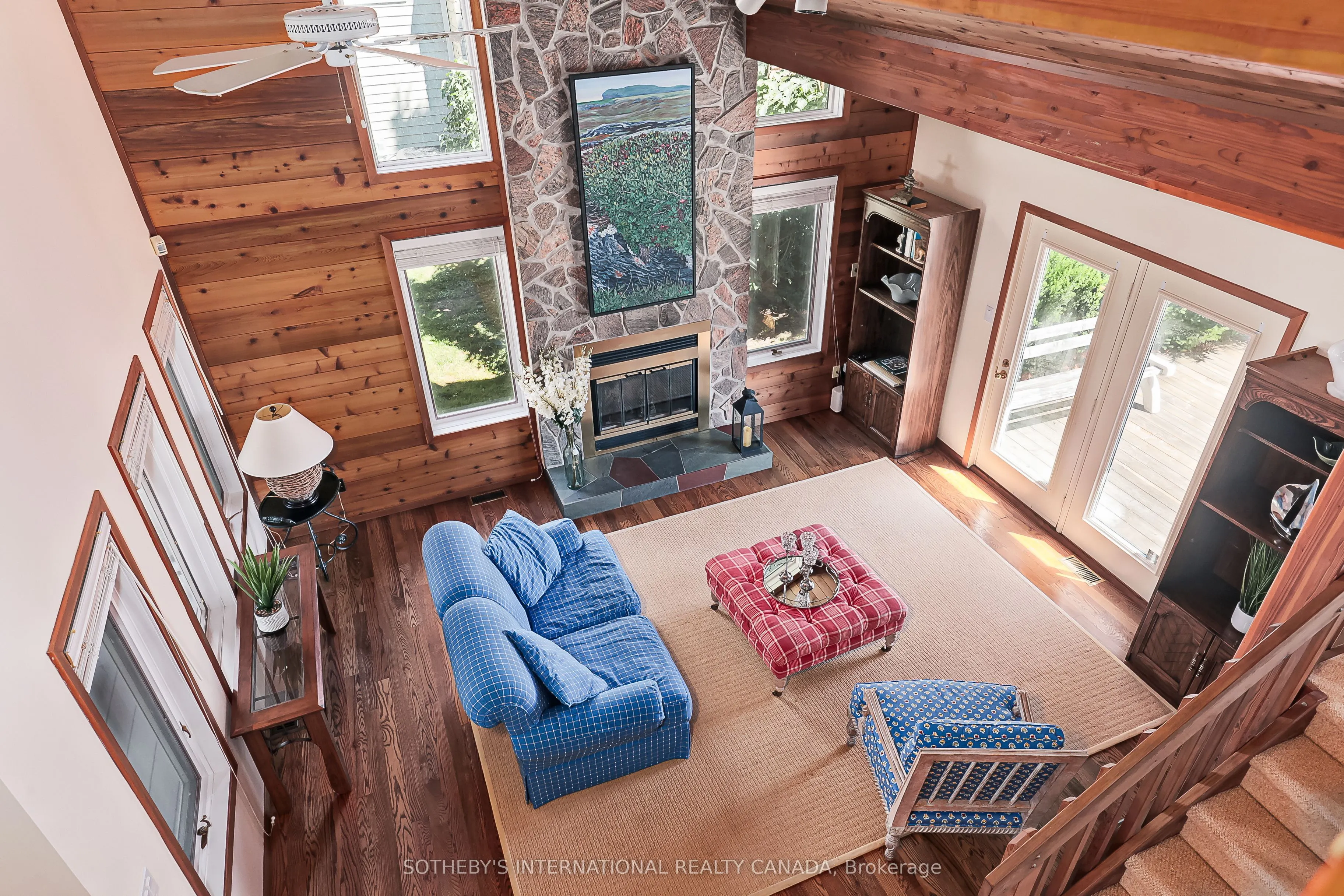 121 Fieldcrest Court