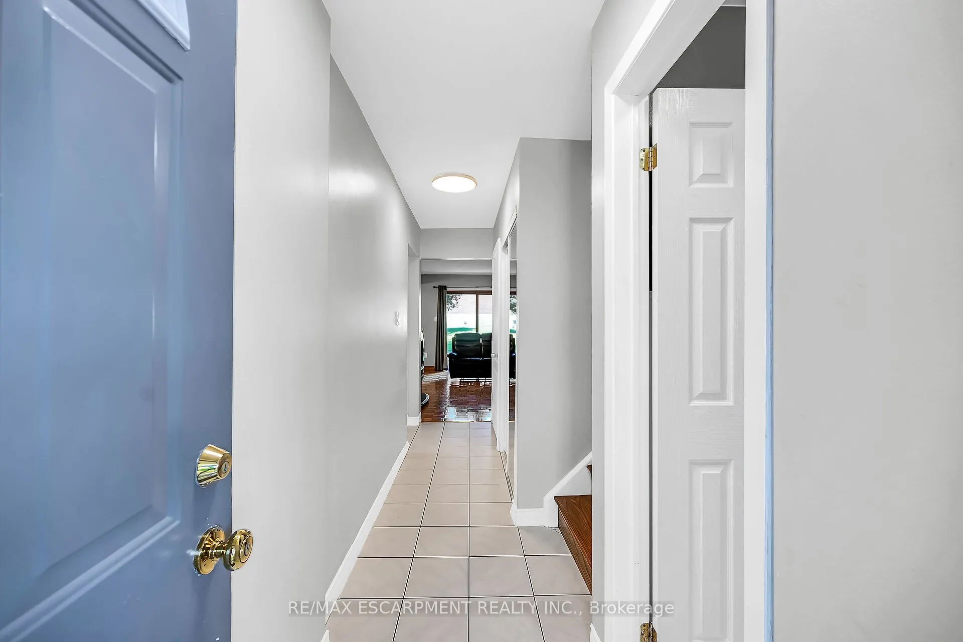 1460 Garth Street, #18