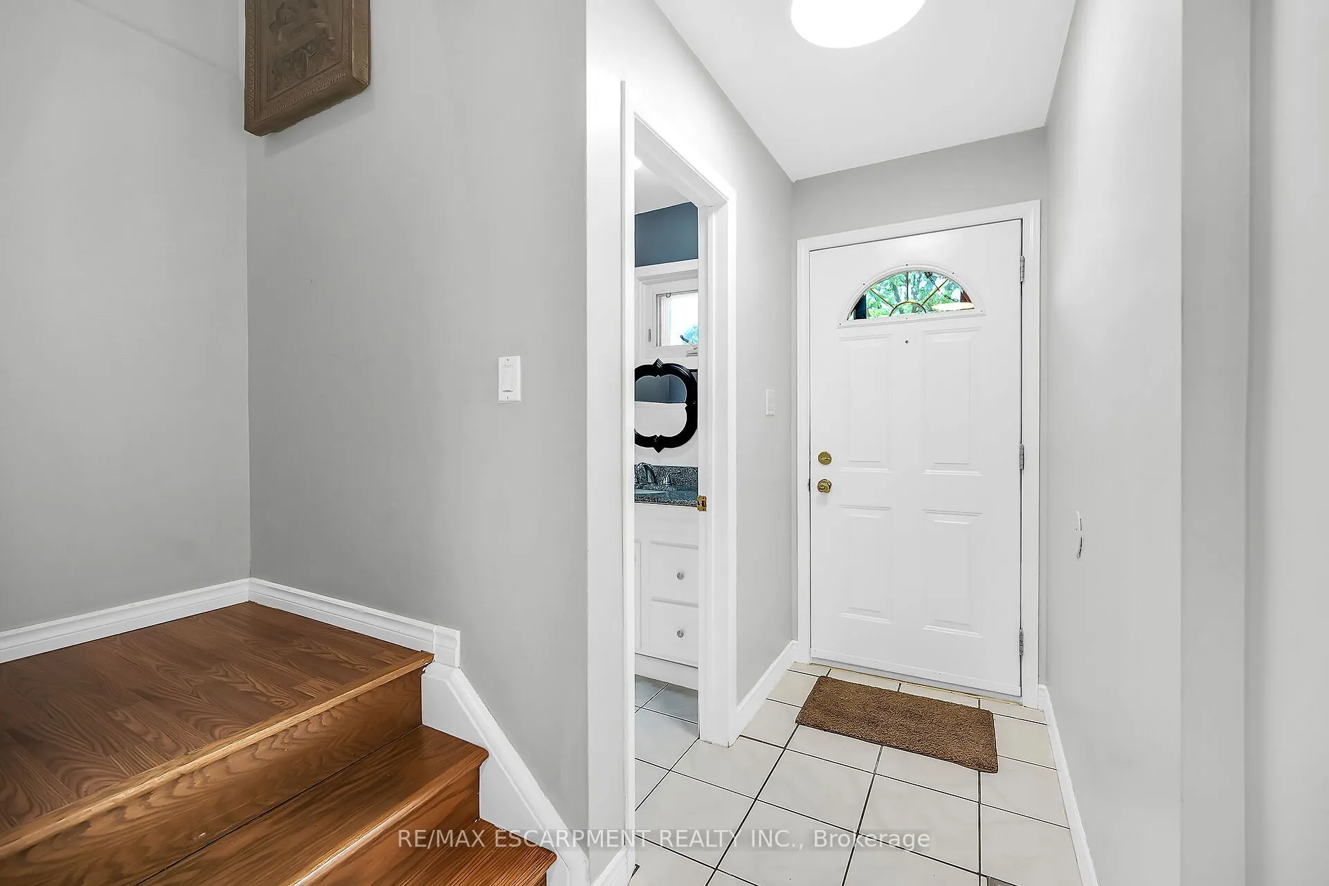 1460 Garth Street, #18
