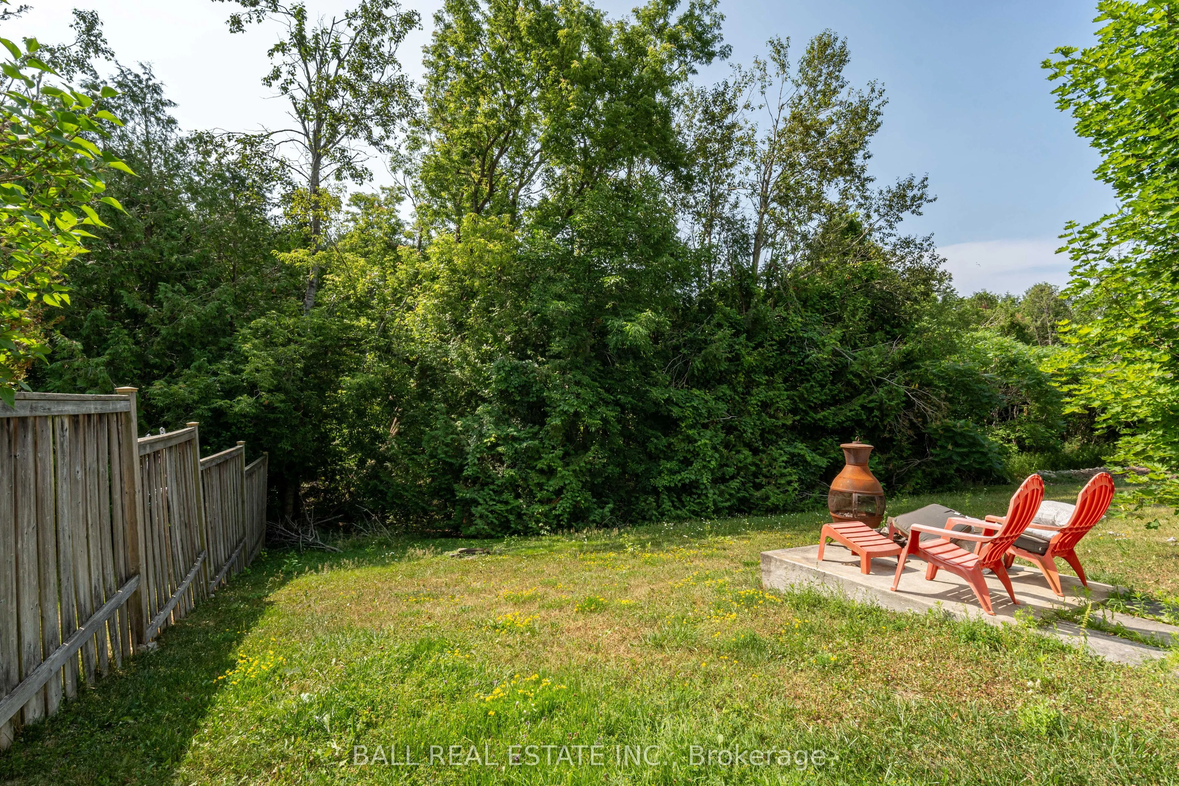 32 Champlain Boulevard