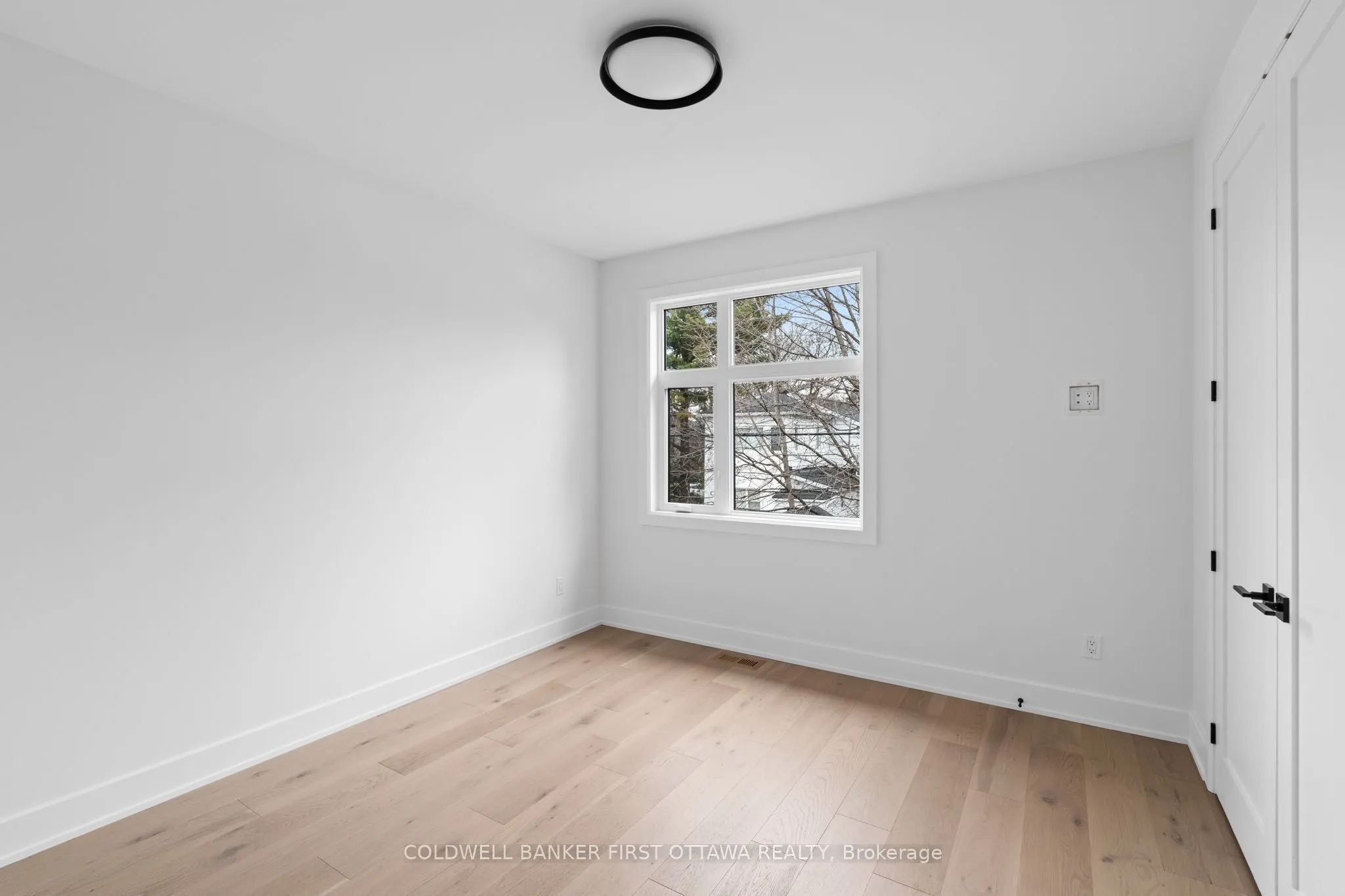 509 EDISON Avenue