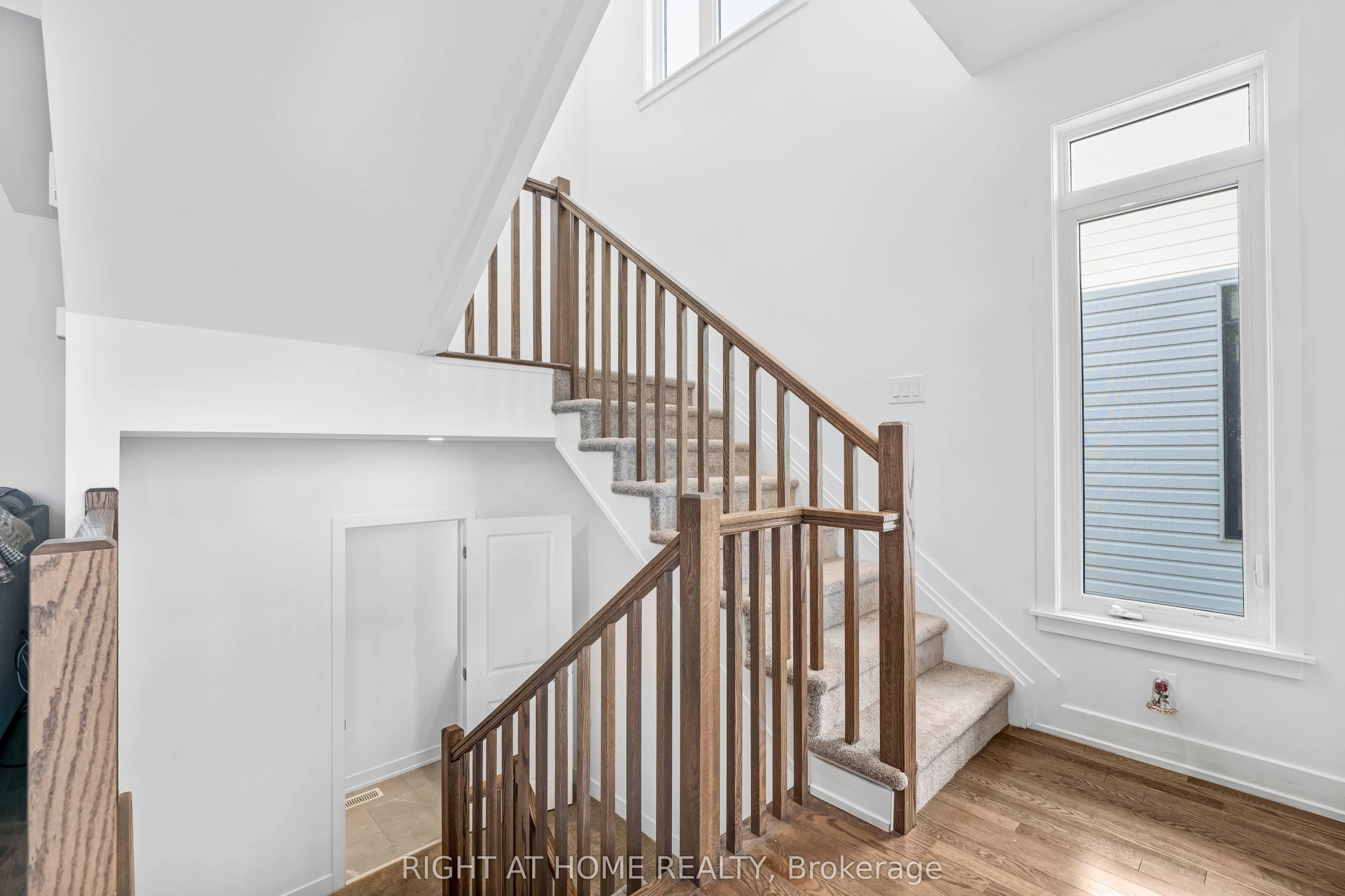 556 Tahoe Heights