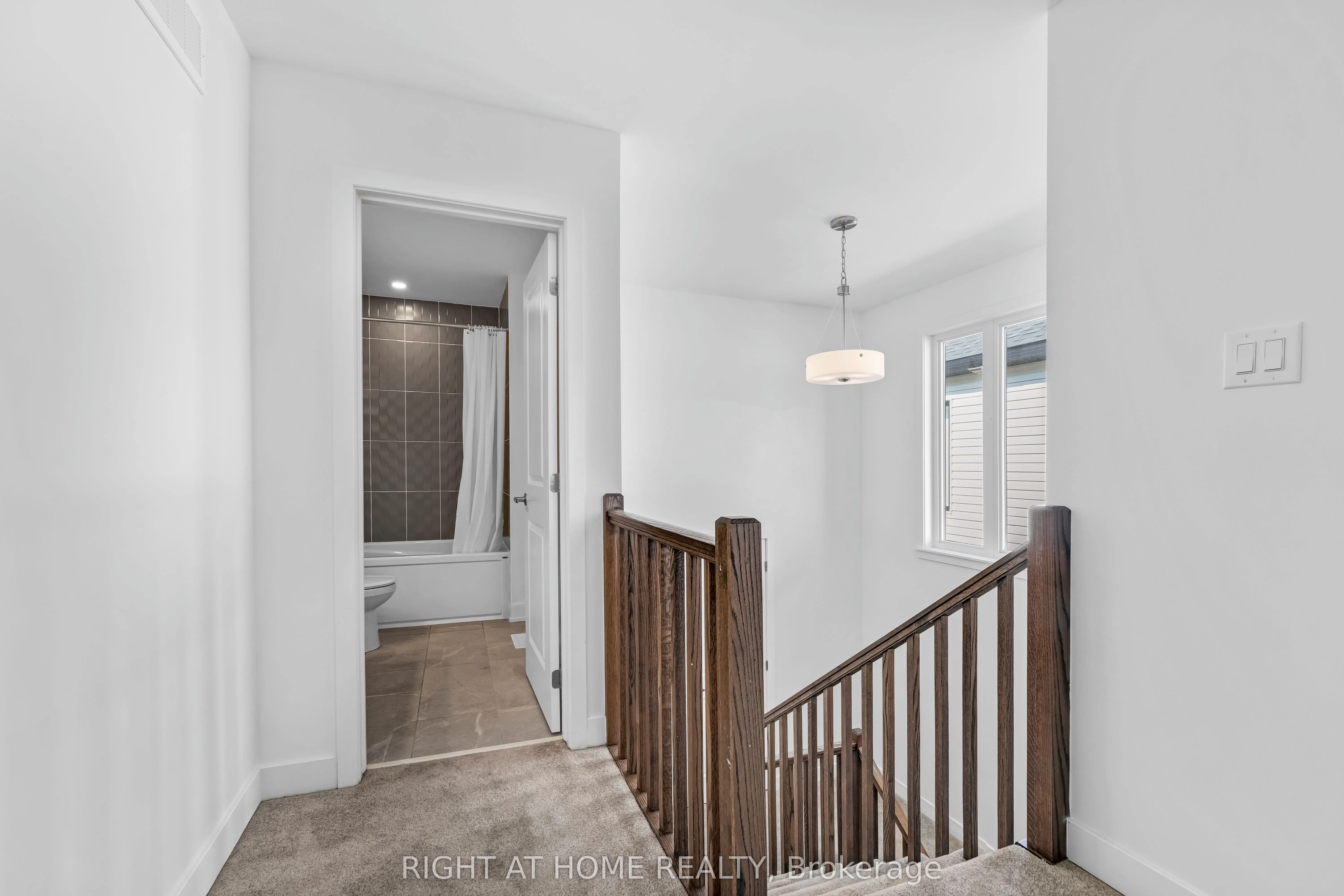 556 Tahoe Heights