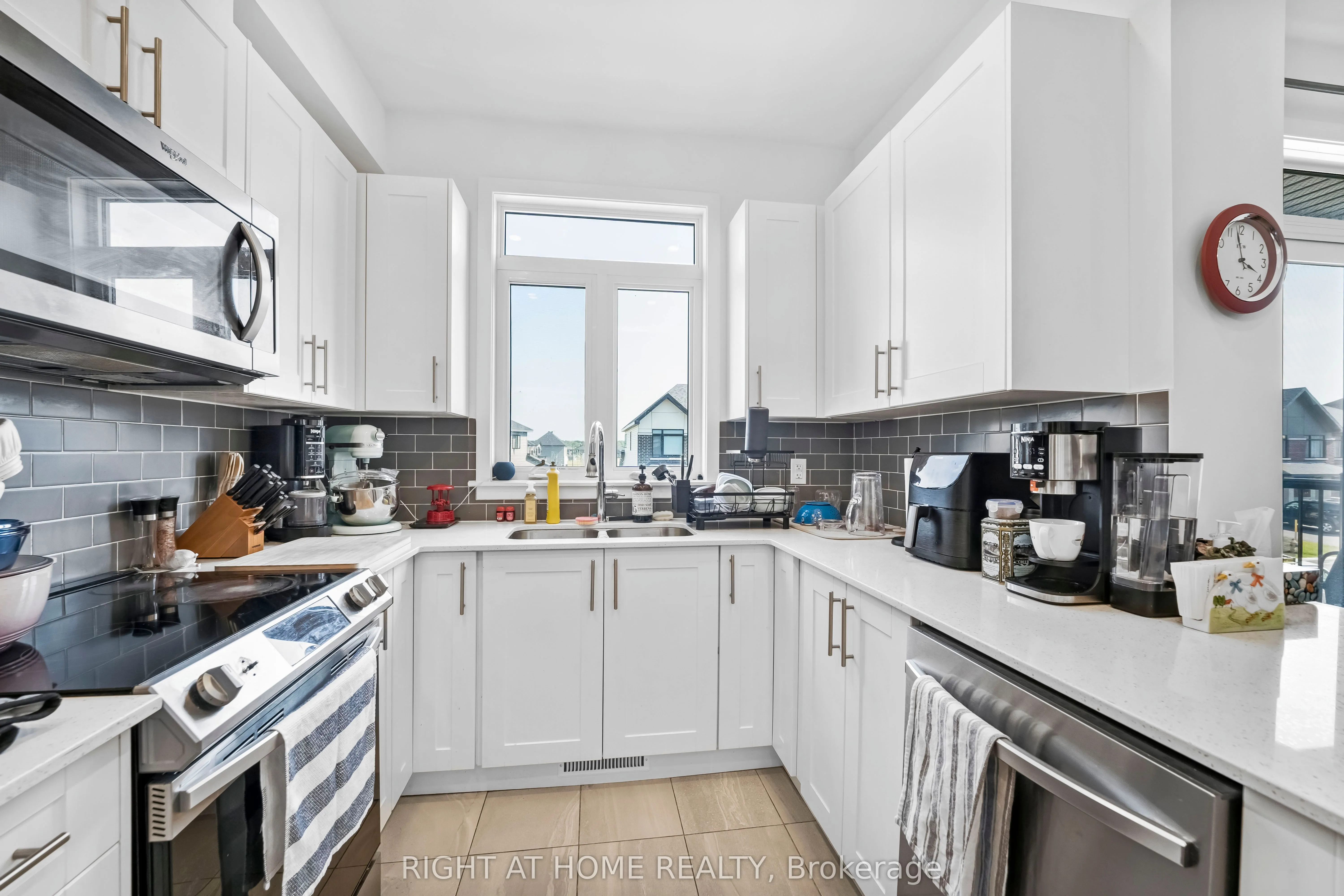 556 Tahoe Heights