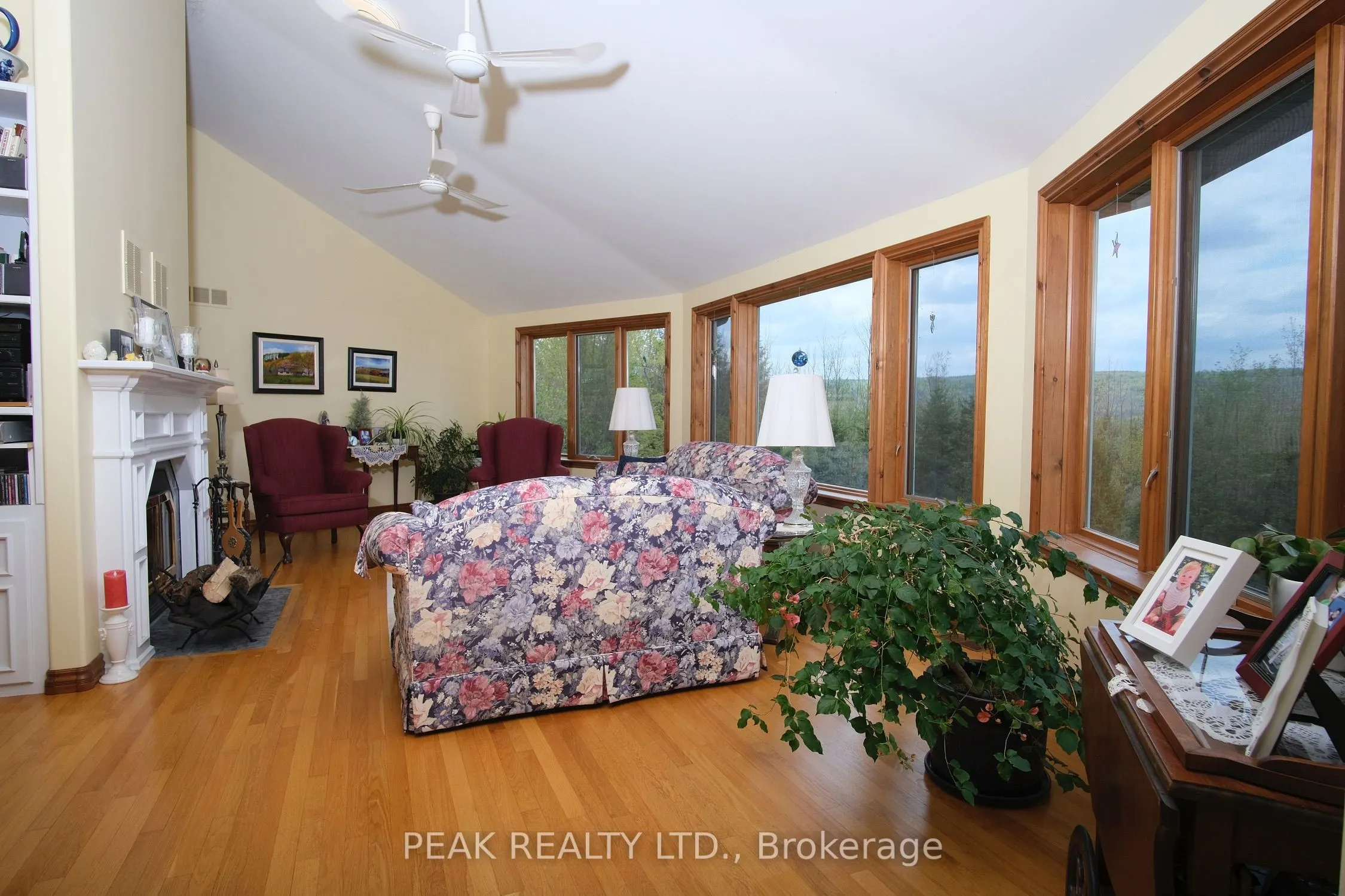 546299 Sideroad 4B Road