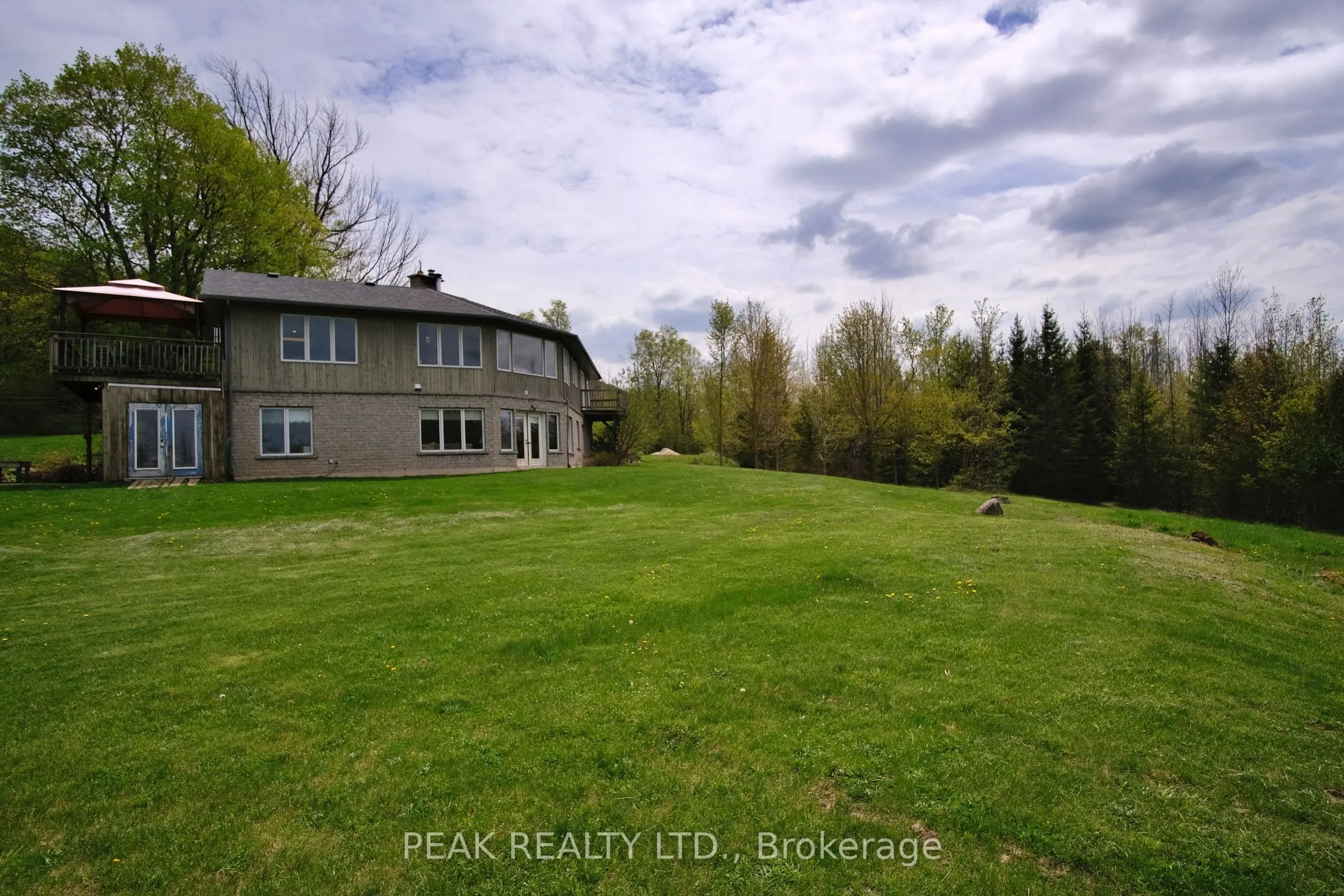 546299 Sideroad 4B Road