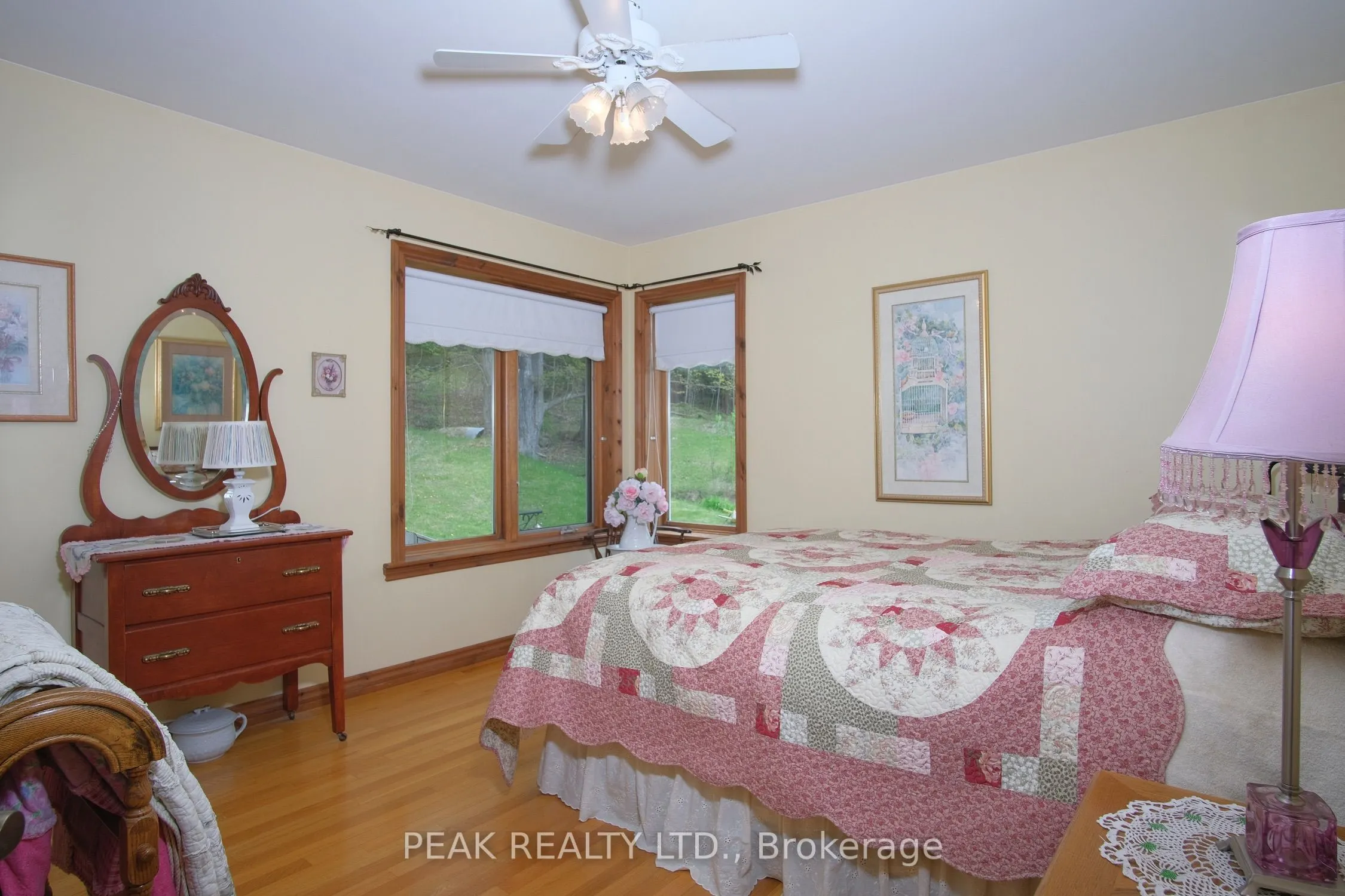 546299 Sideroad 4B Road