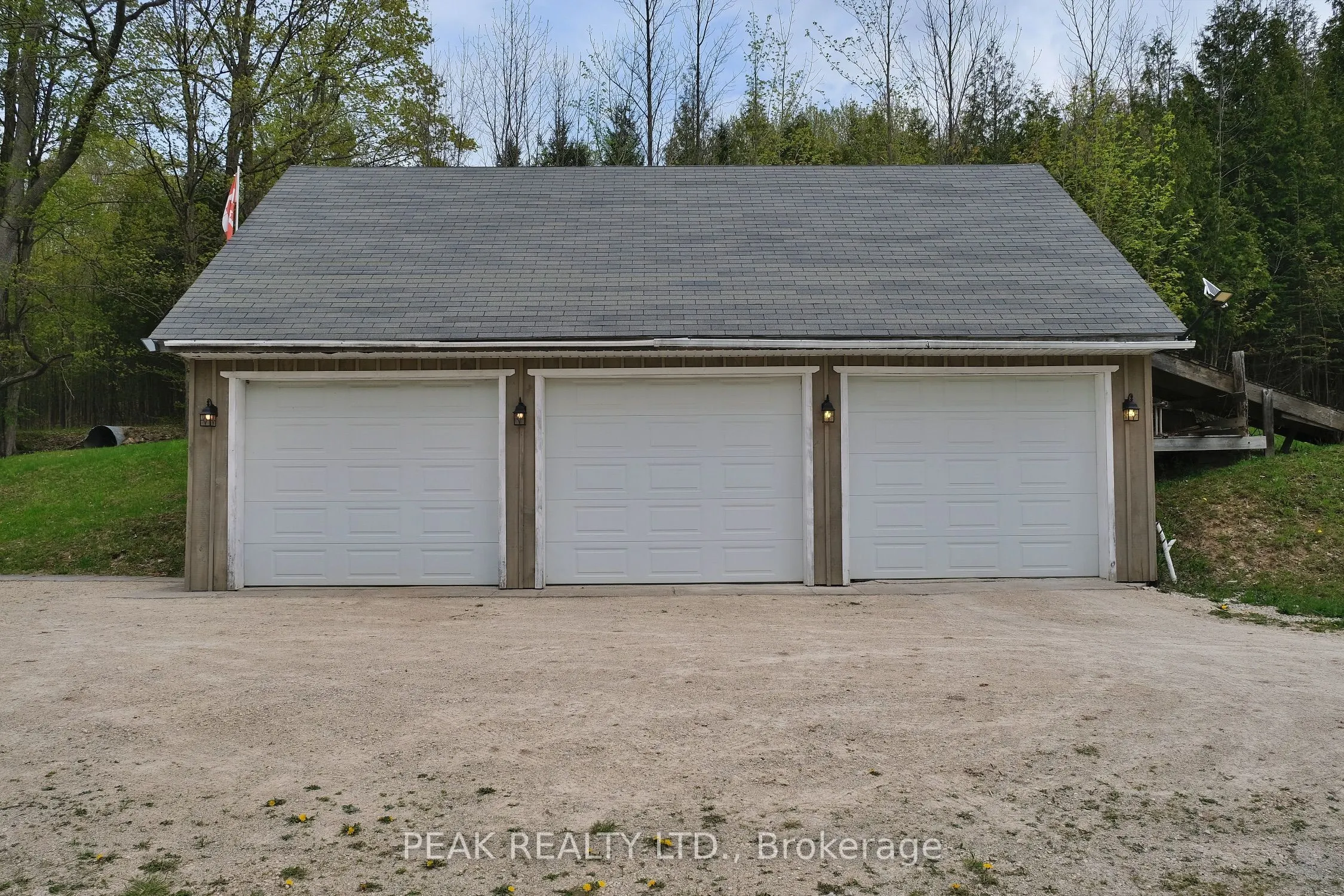 546299 Sideroad 4B Road