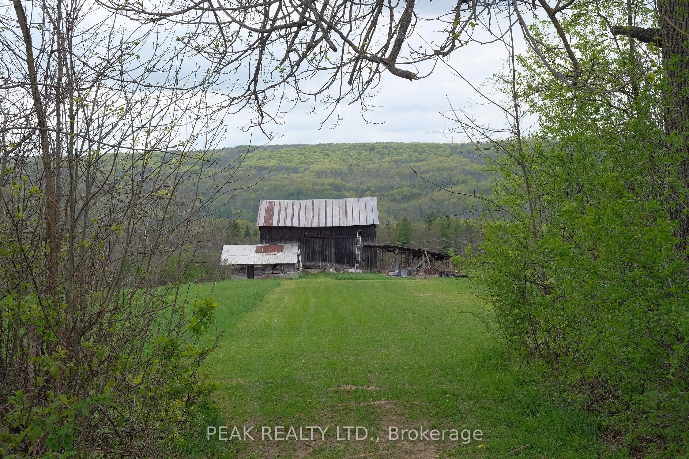 546299 Sideroad 4B Road