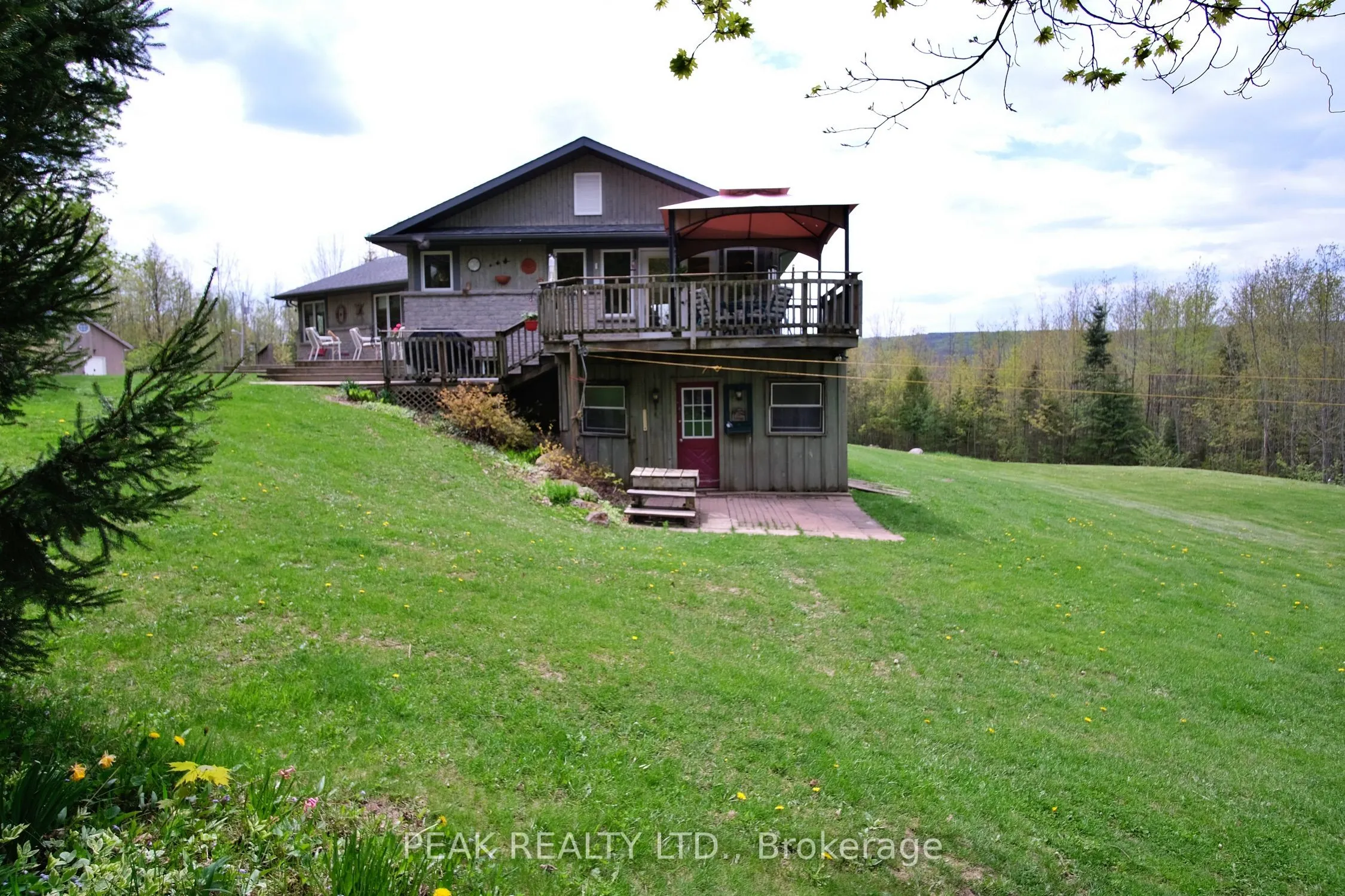 546299 Sideroad 4B Road