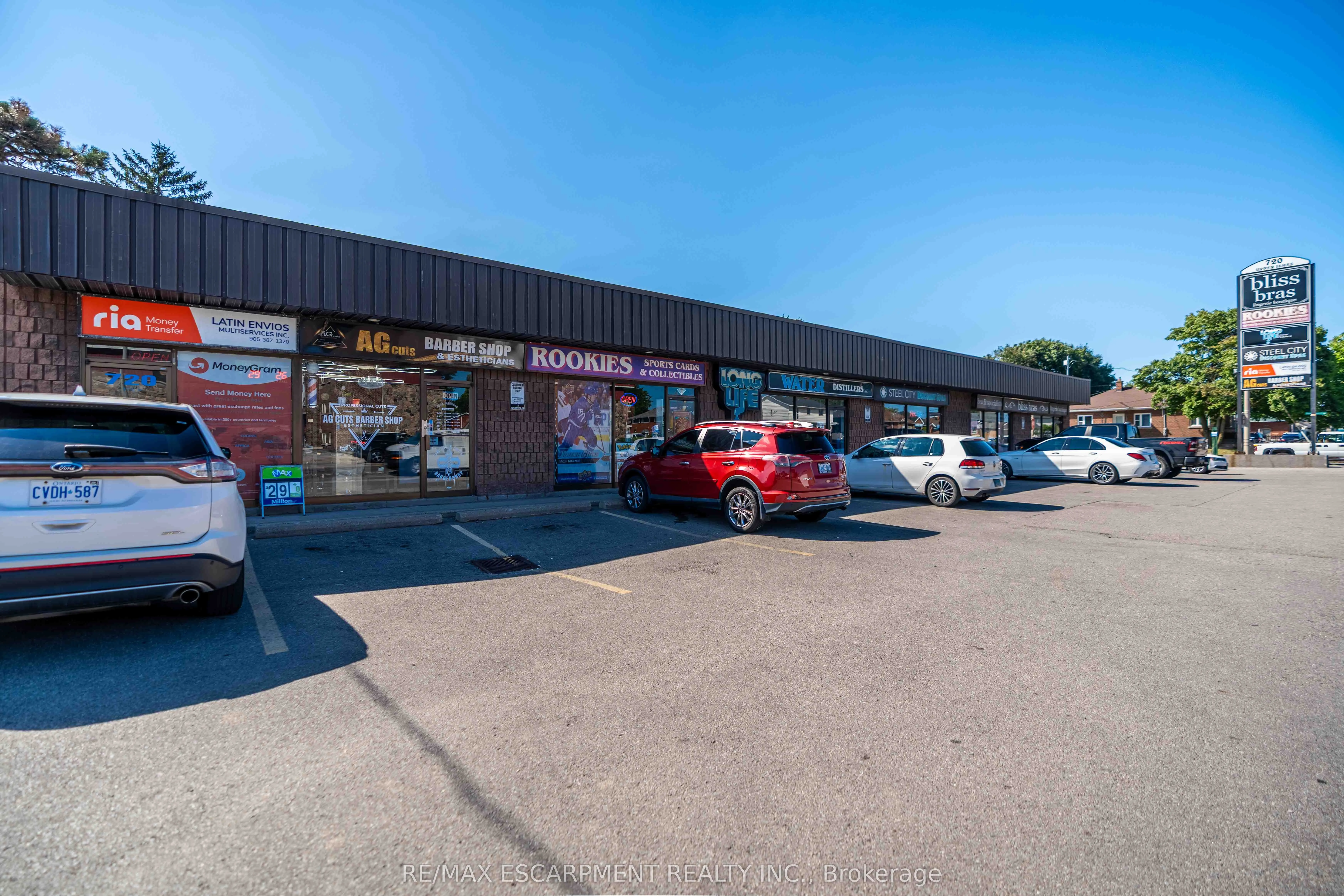 720 Upper James Street, #5