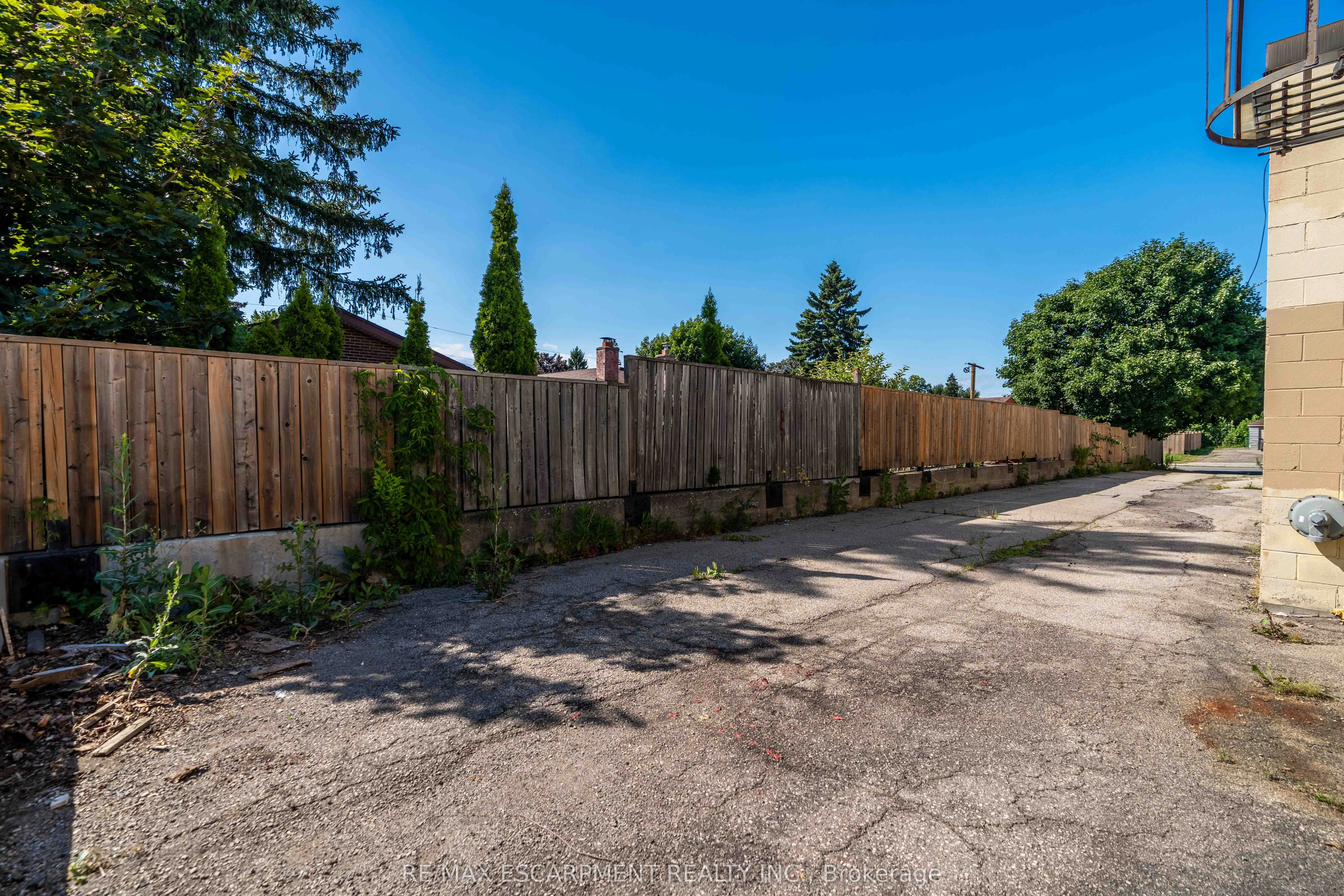 720 Upper James Street, #5