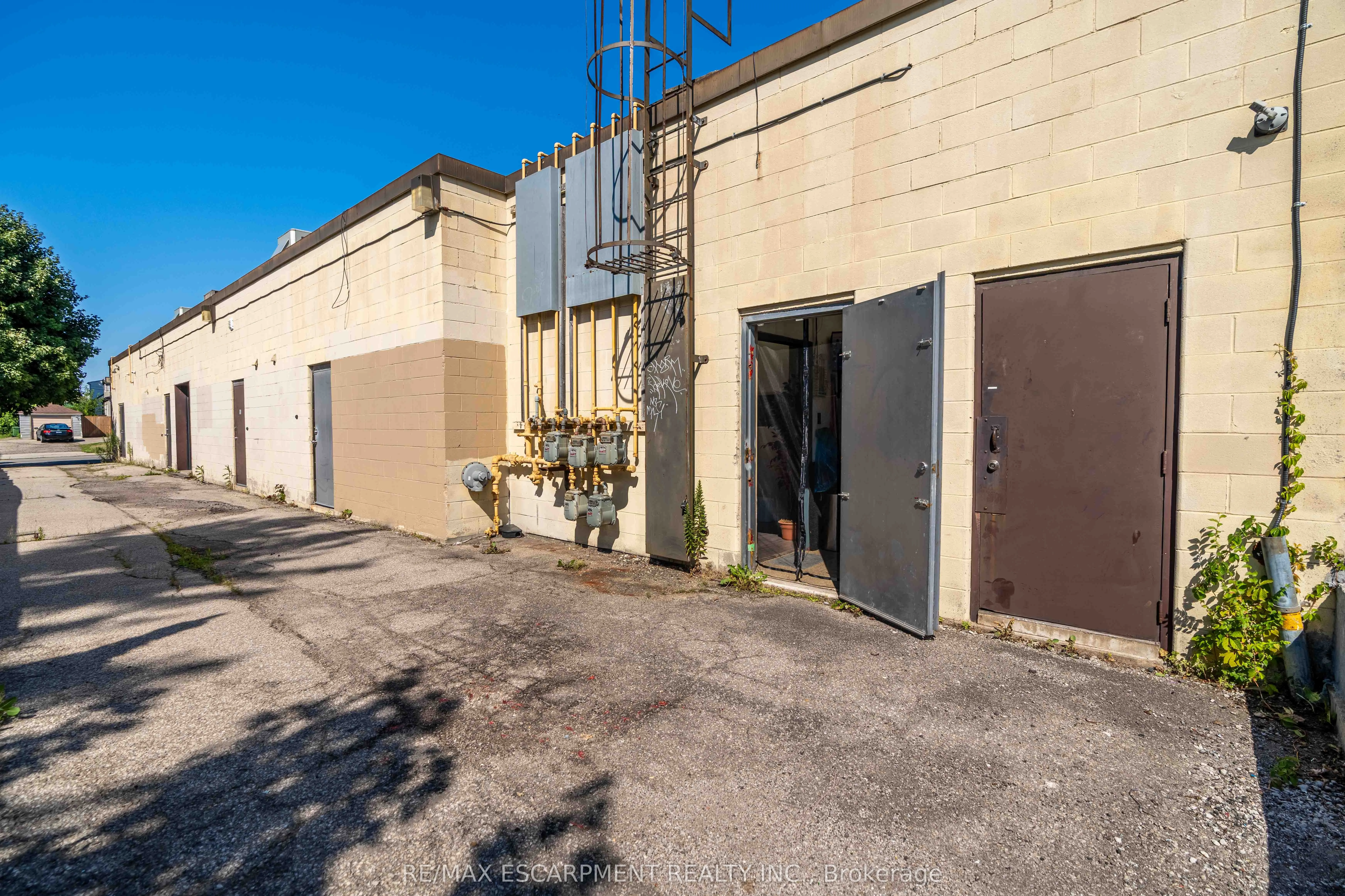 720 Upper James Street, #5