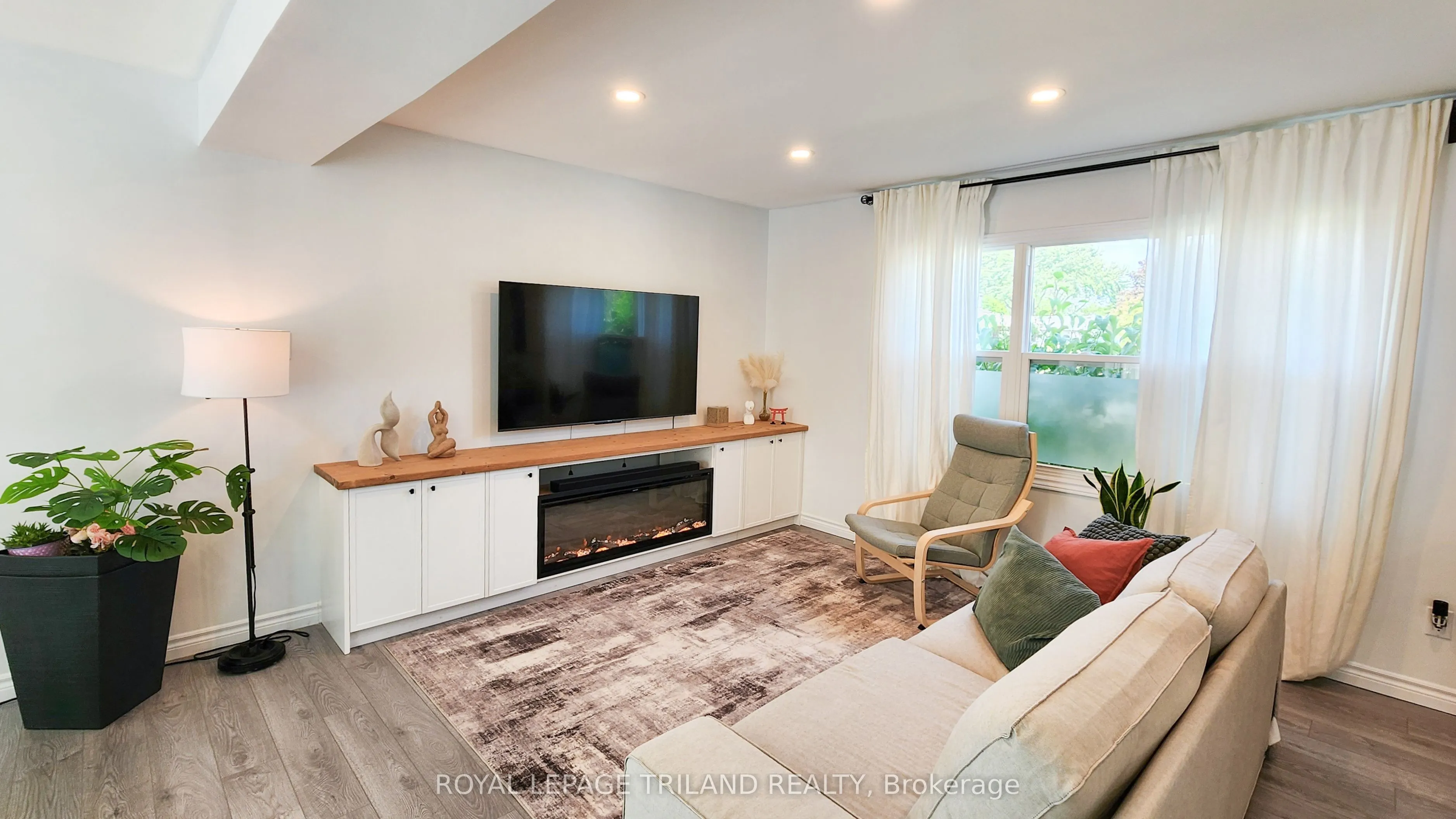 51 Ashbury Avenue