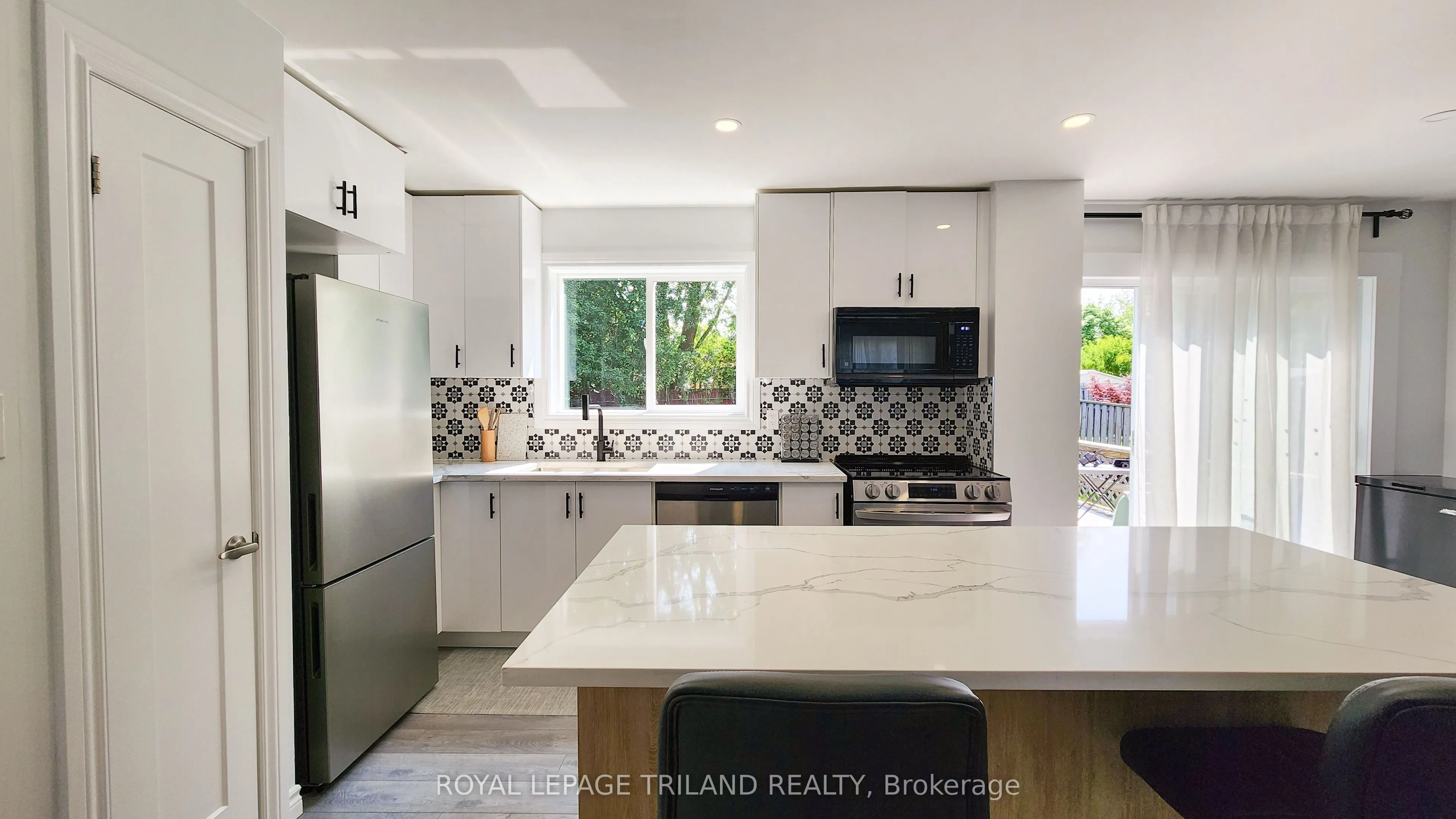51 Ashbury Avenue