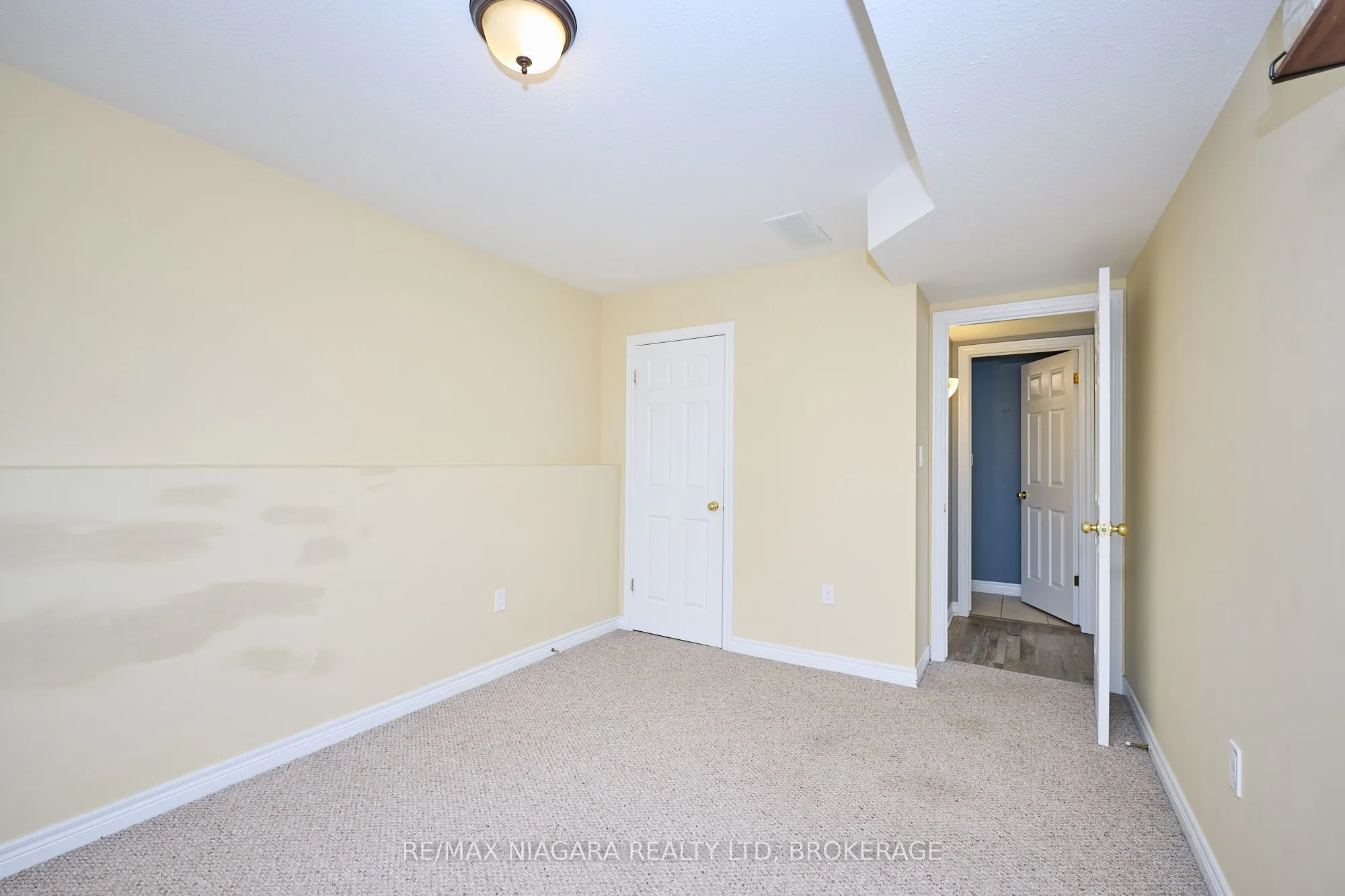 3881 Christina Court