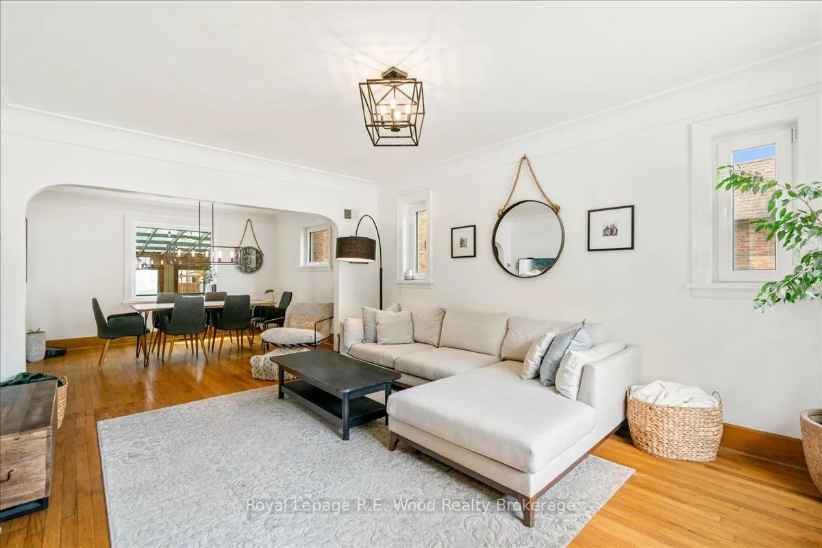 15 Mckenzie Street