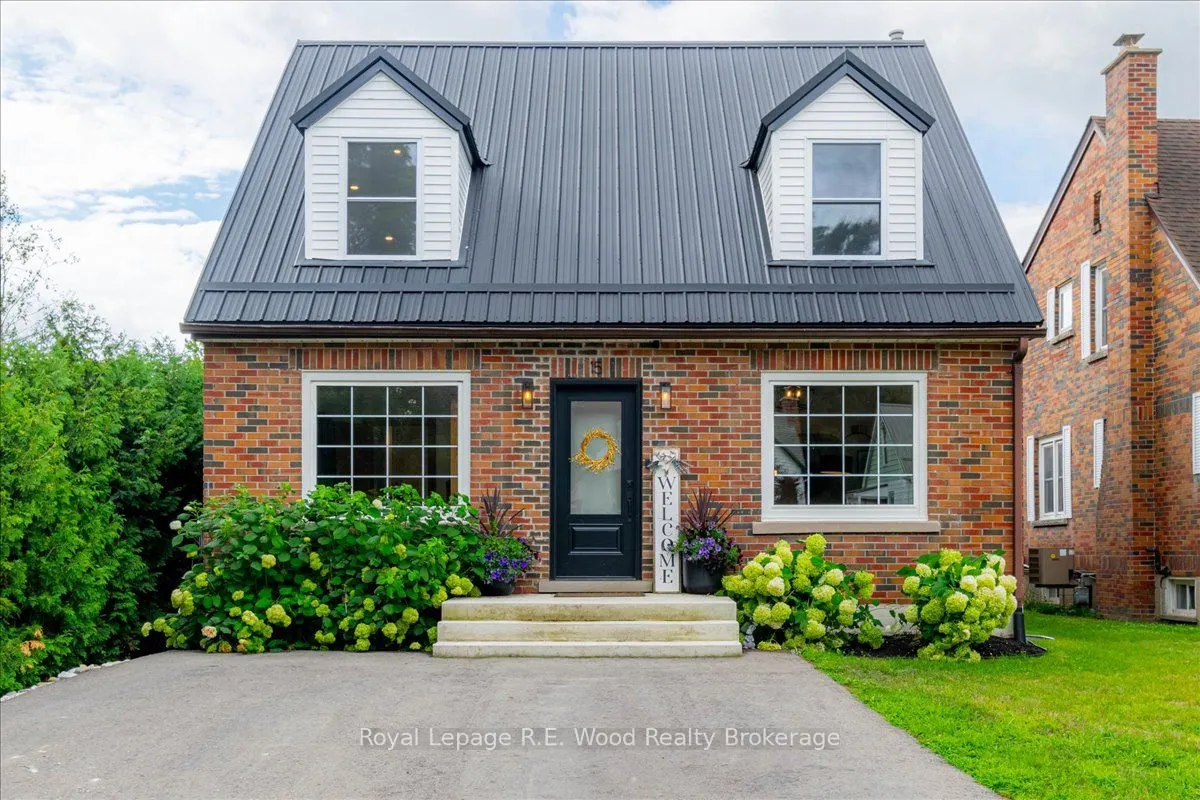 15 Mckenzie Street