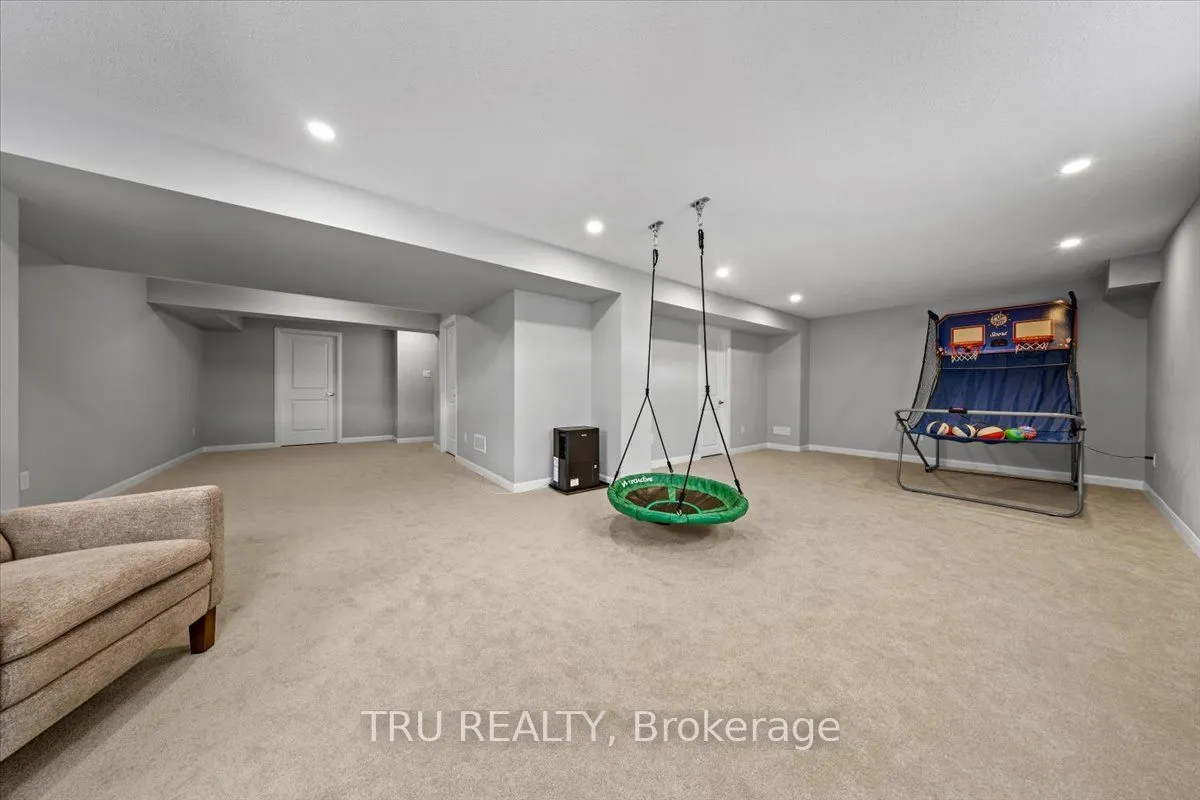 618 Galarneau Way