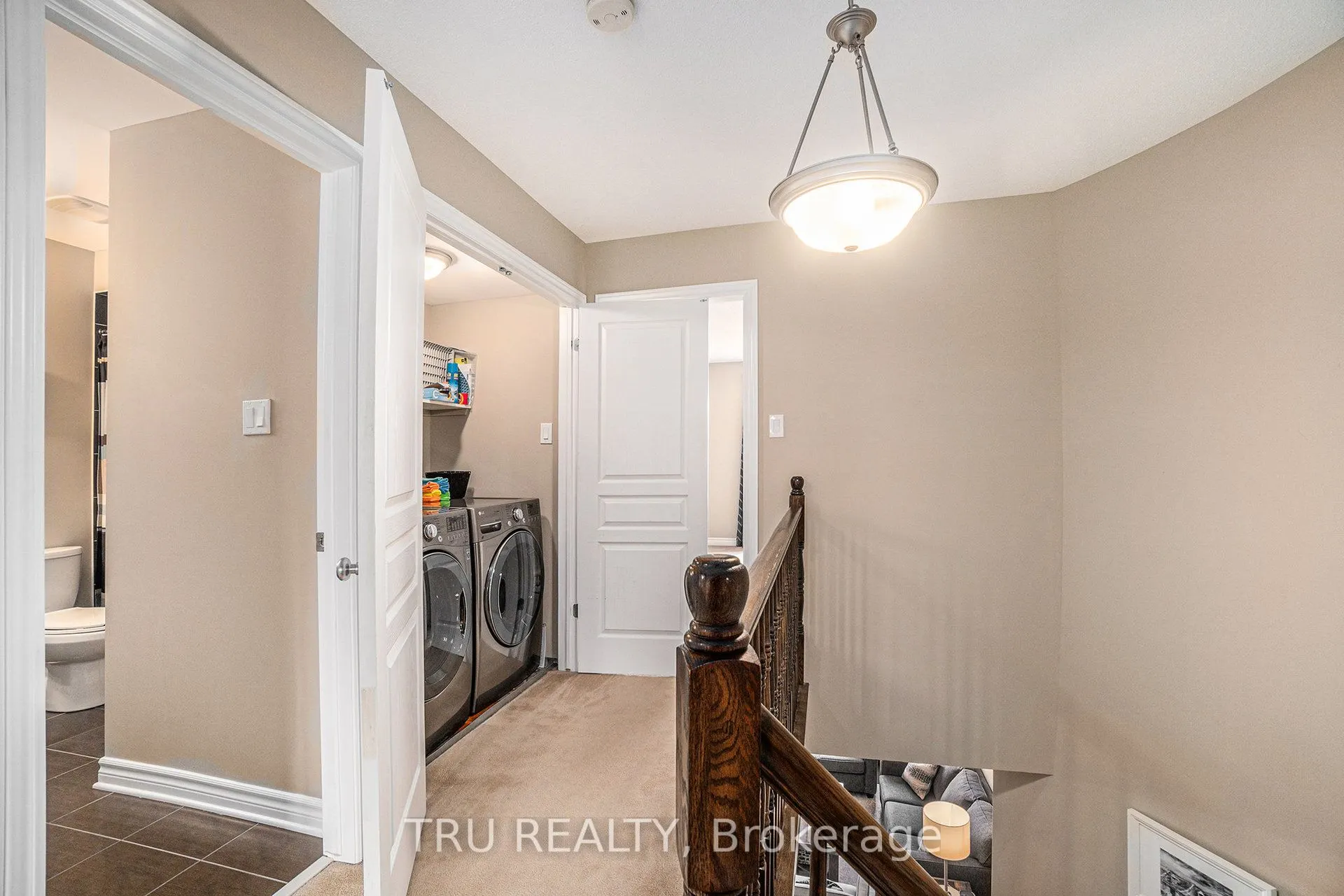 1113 TISCHART Crescent