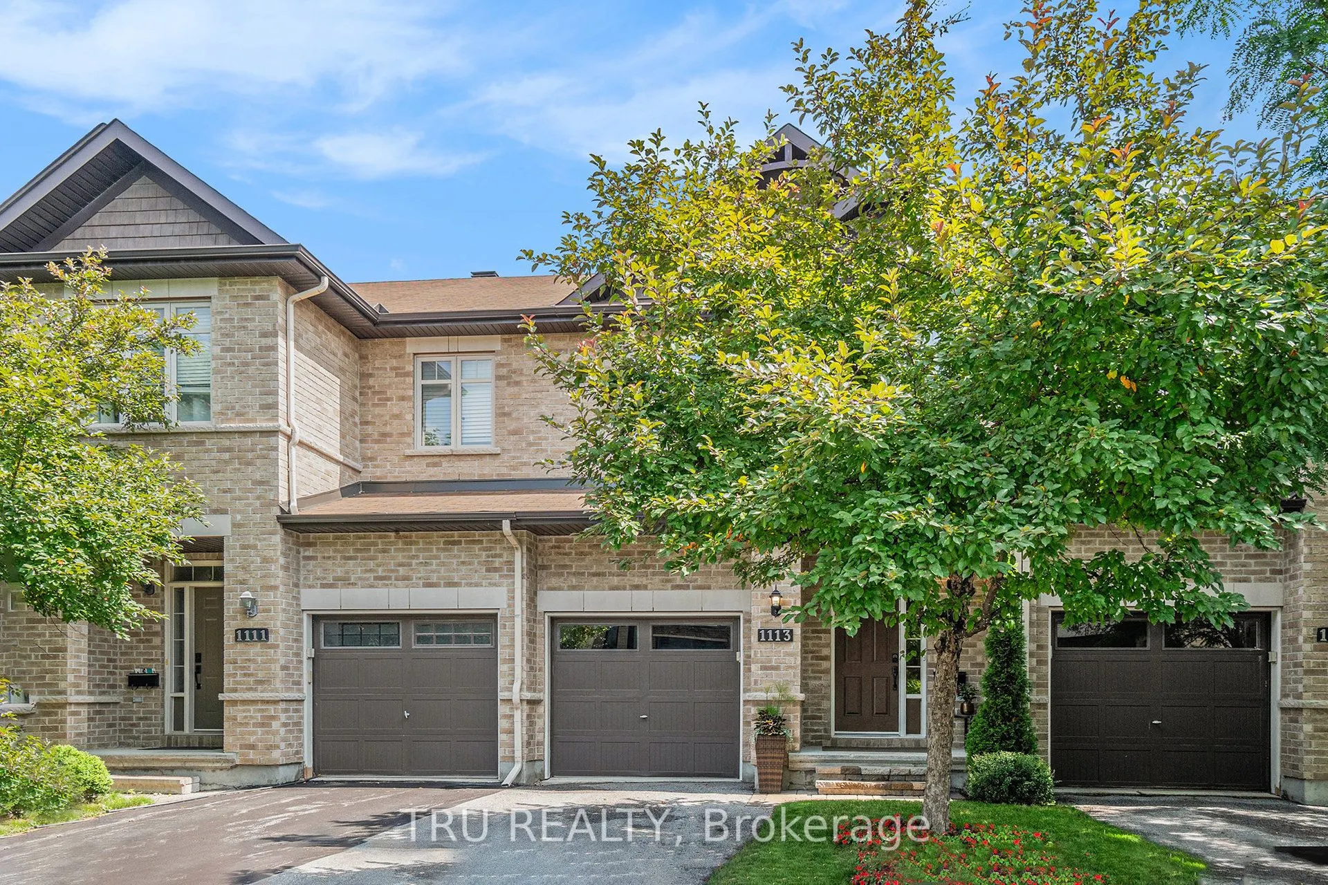 1113 TISCHART Crescent