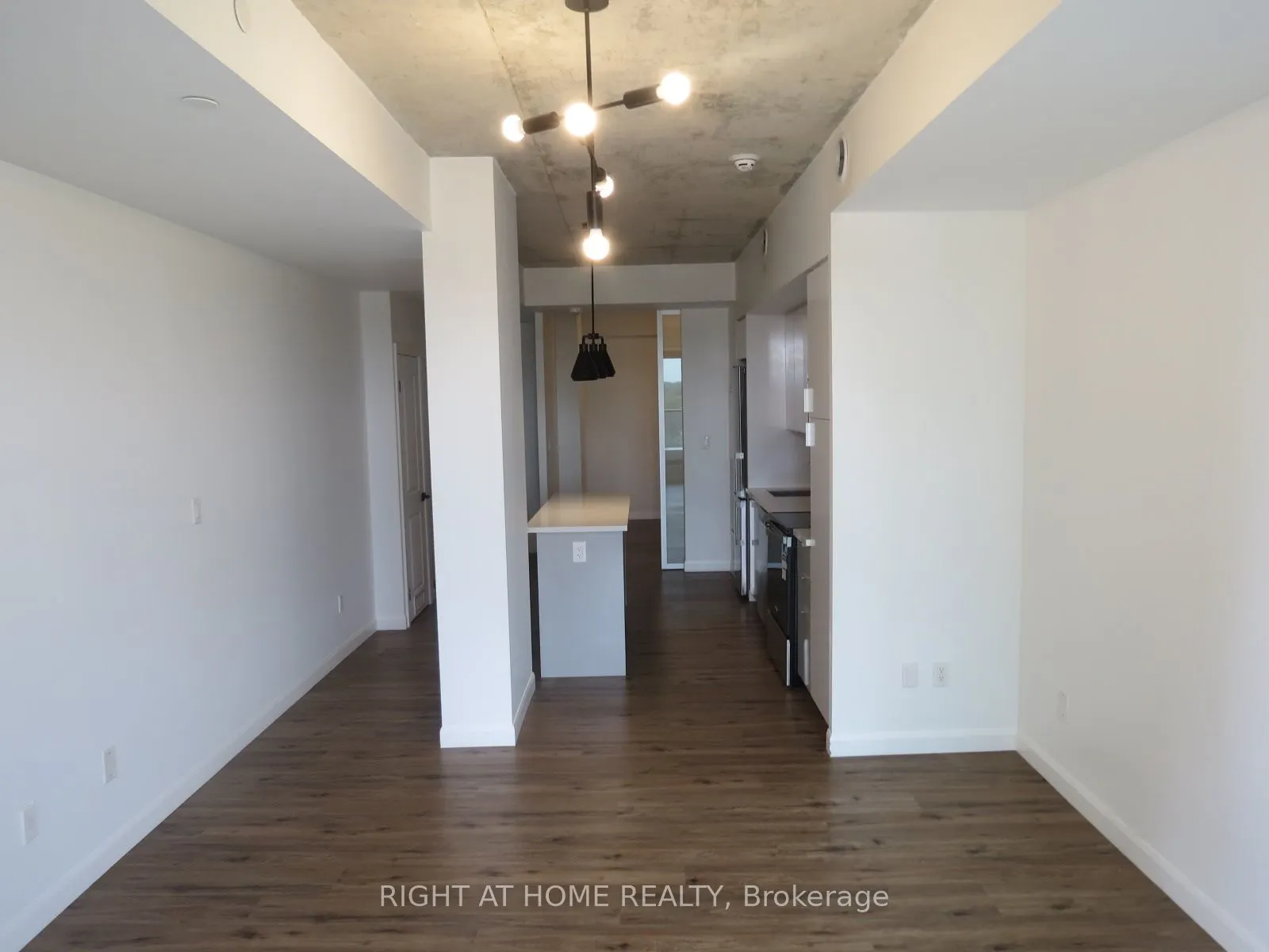 7 Erie Avenue, #704