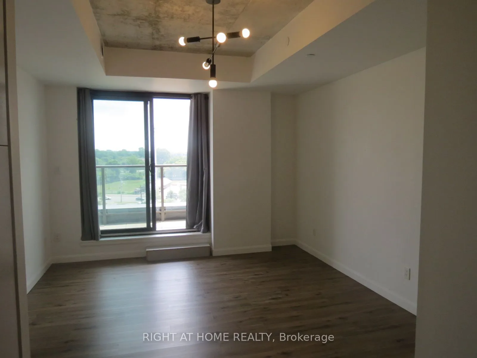 7 Erie Avenue, #704
