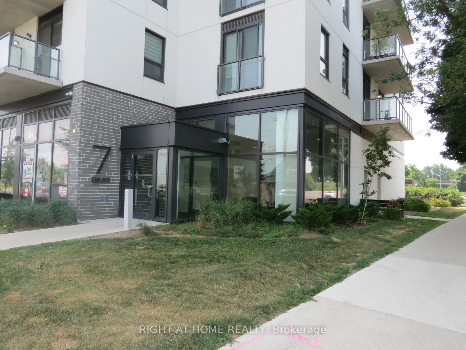 7 Erie Avenue, #704