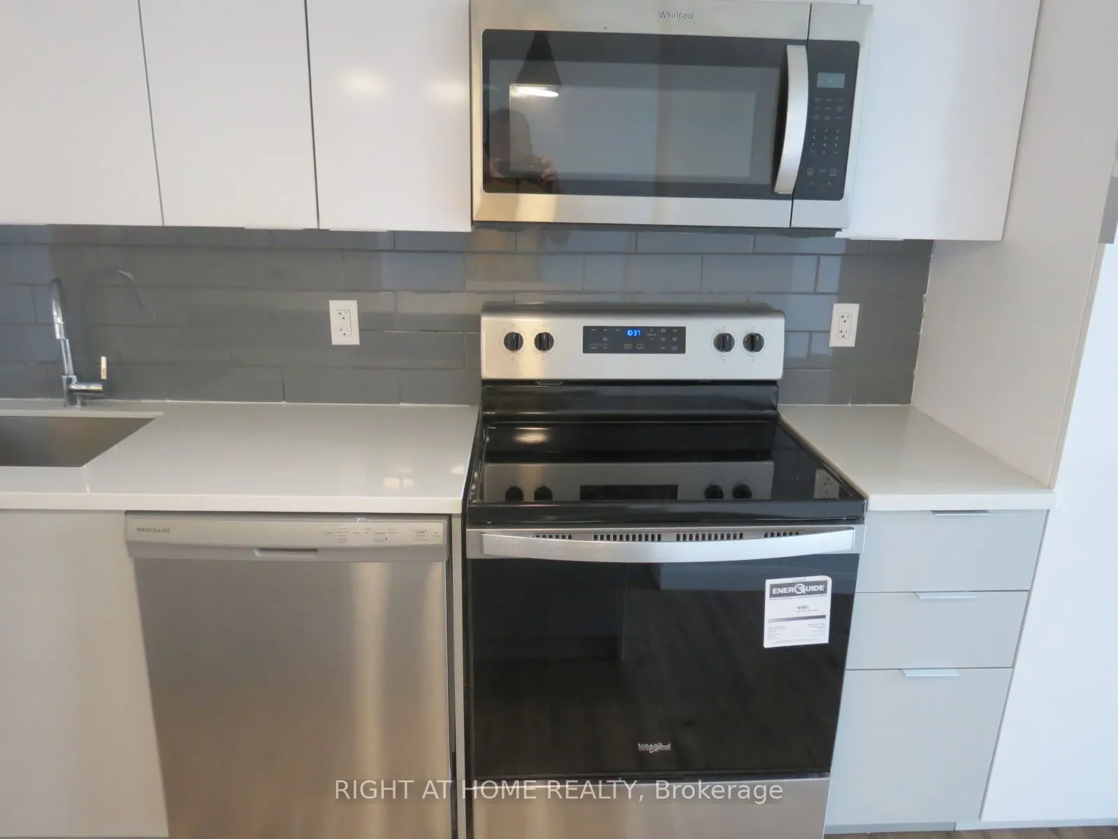 7 Erie Avenue, #704