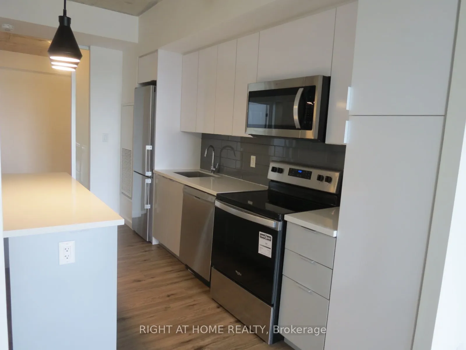 7 Erie Avenue, #704