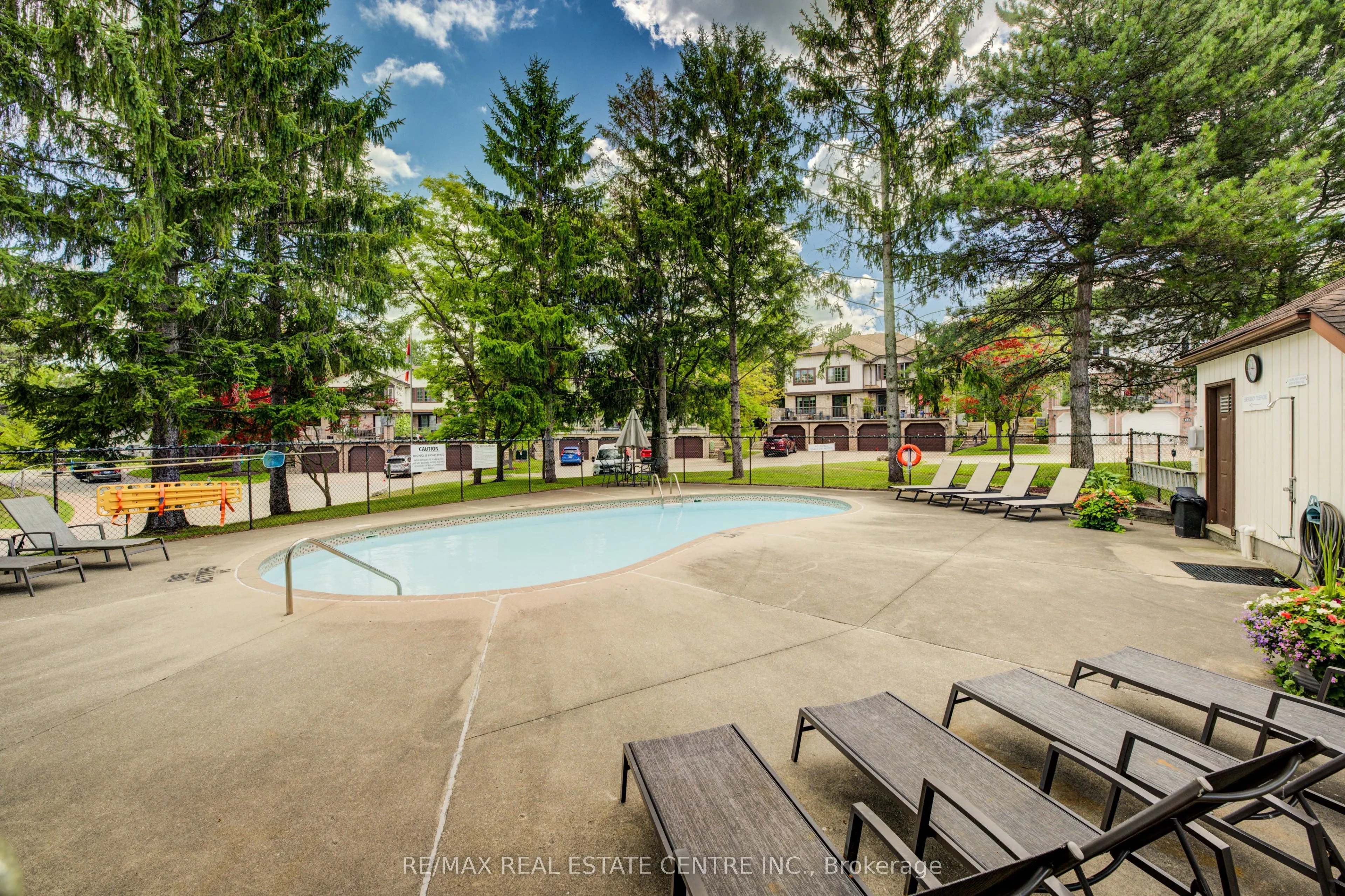 493 Beechwood Drive, #4