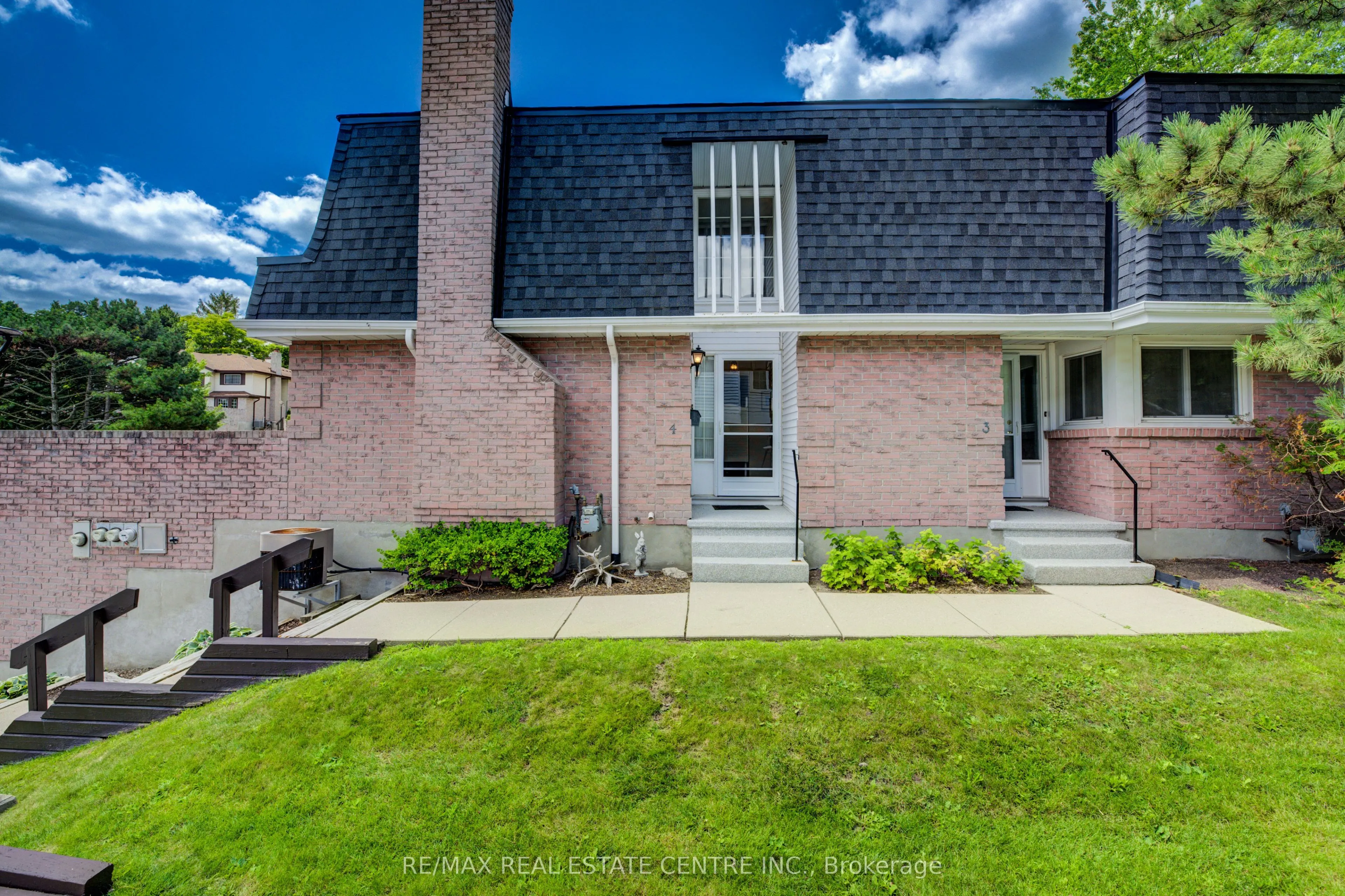 493 Beechwood Drive, #4