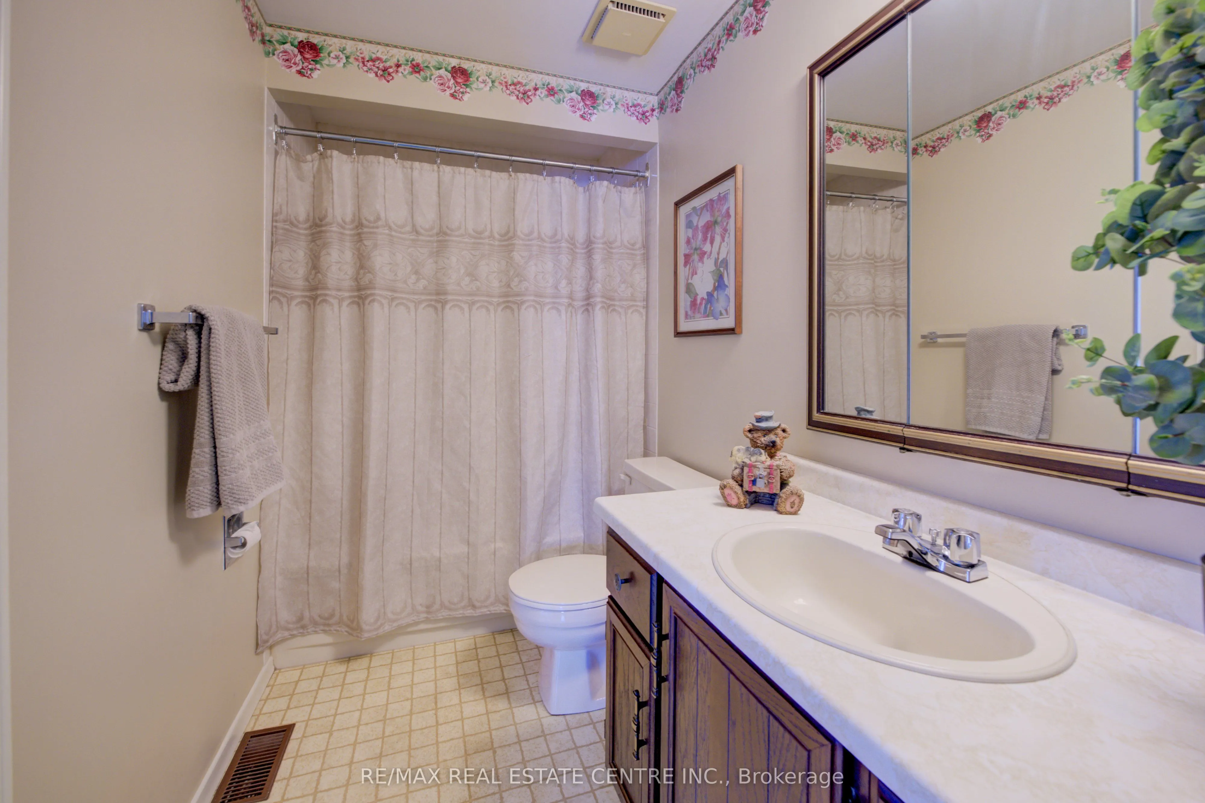 493 Beechwood Drive, #4