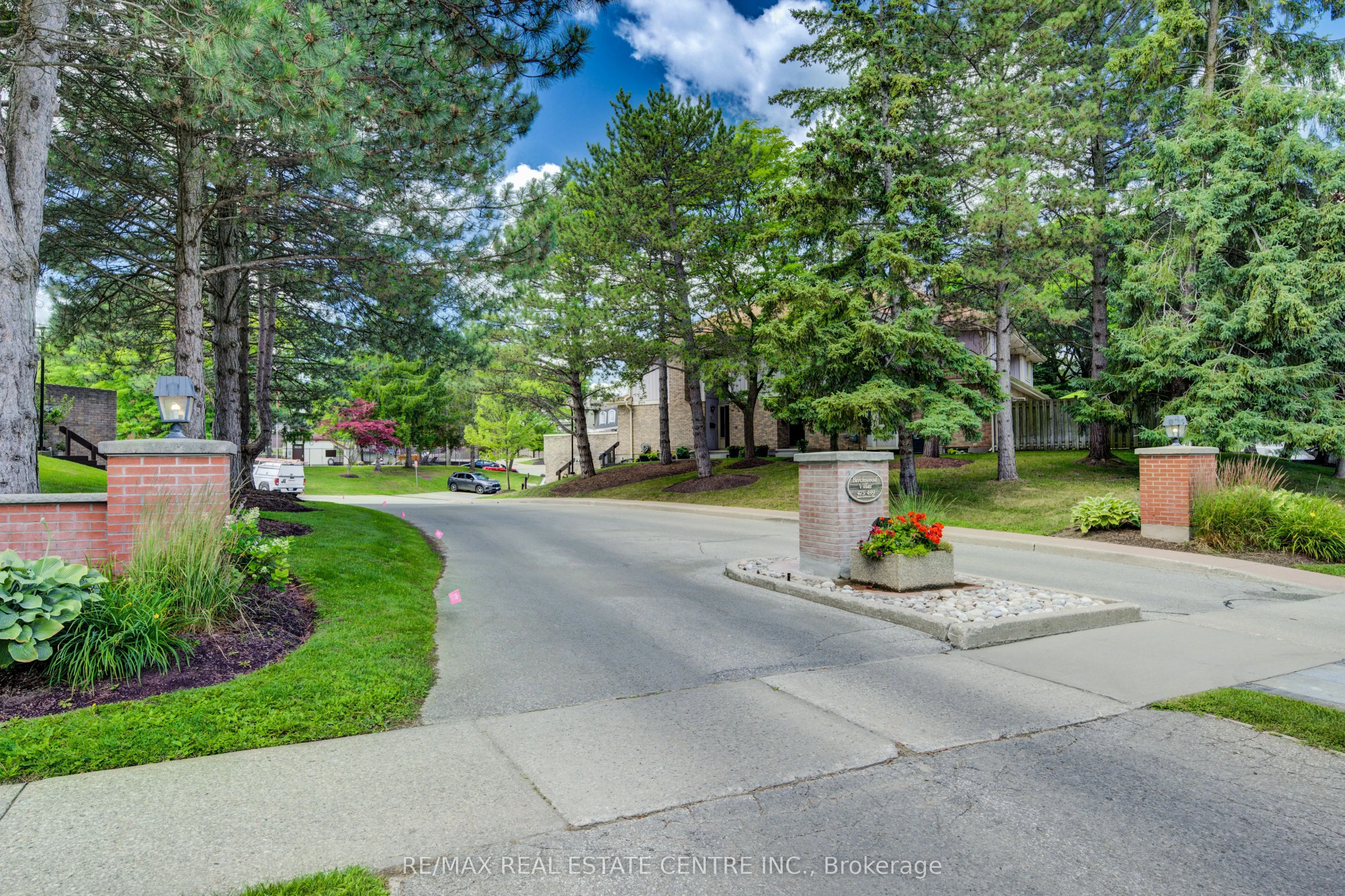 493 Beechwood Drive, #4
