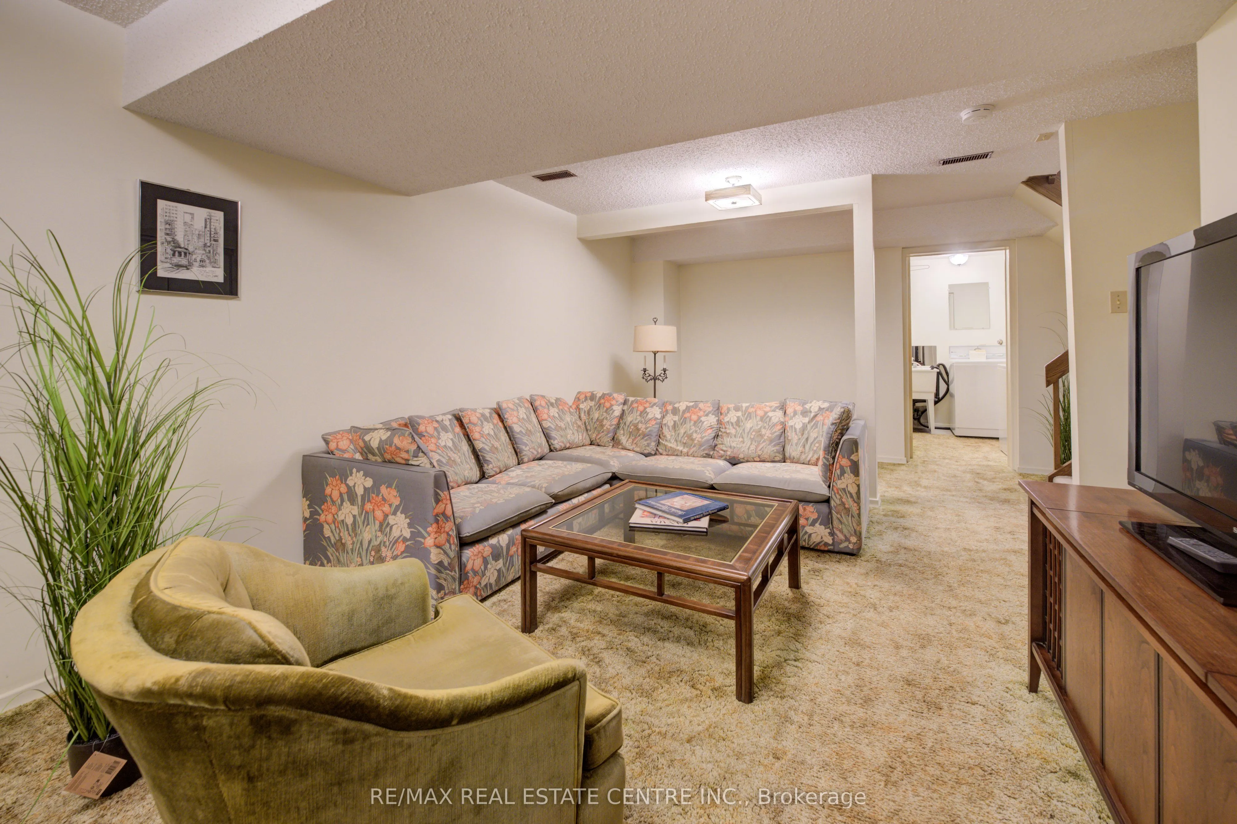 493 Beechwood Drive, #4