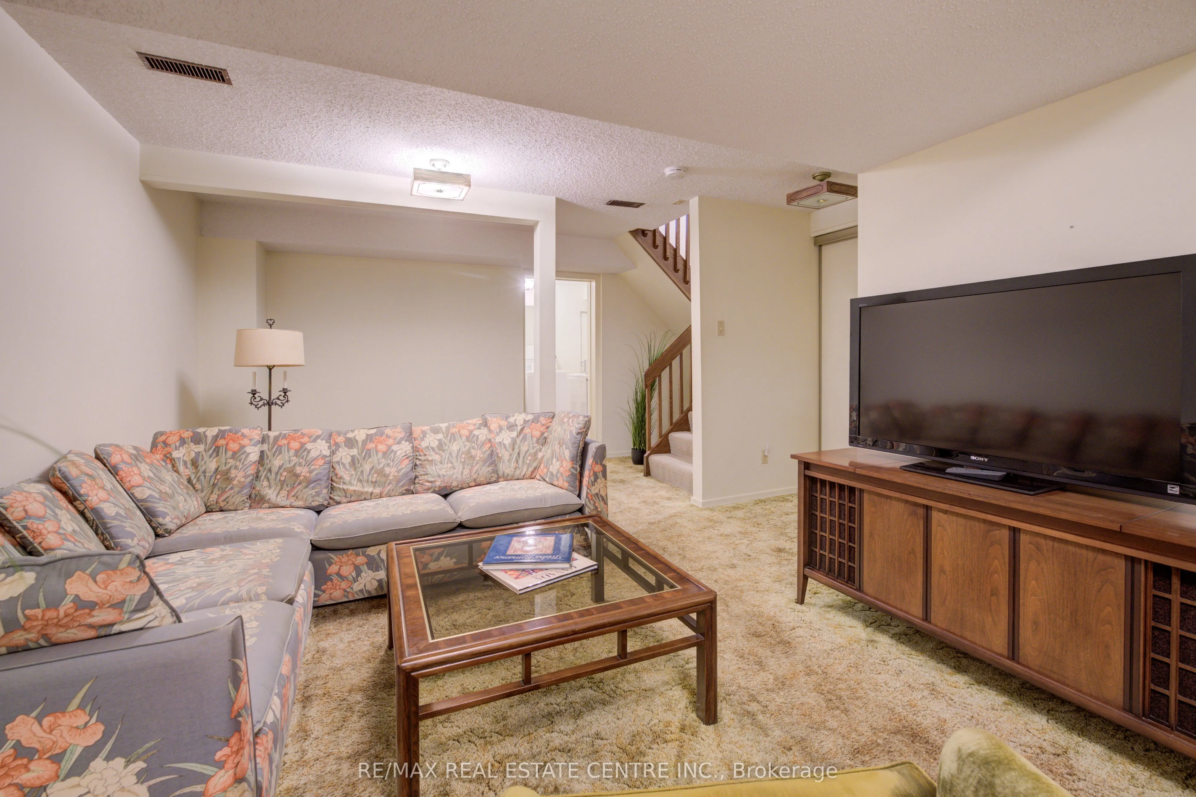 493 Beechwood Drive, #4