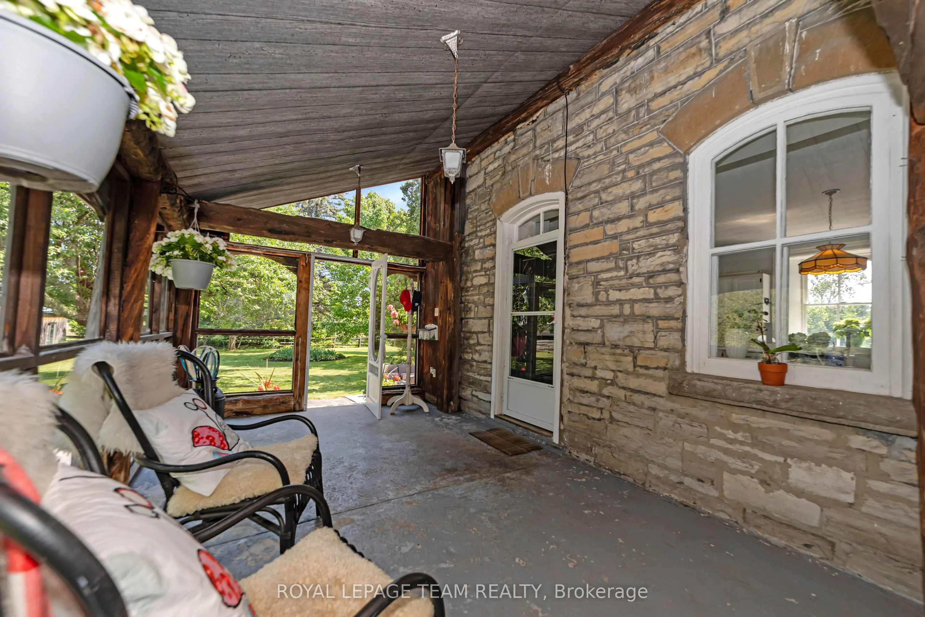 8202 Flewellyn Road
